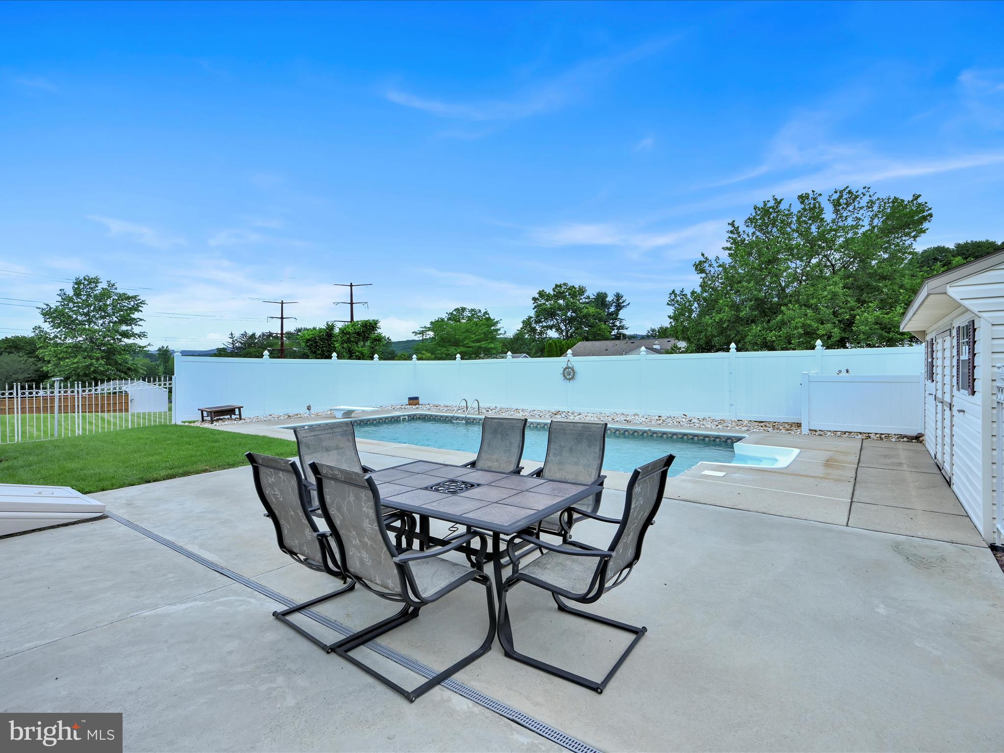 CRESSONA - Residential