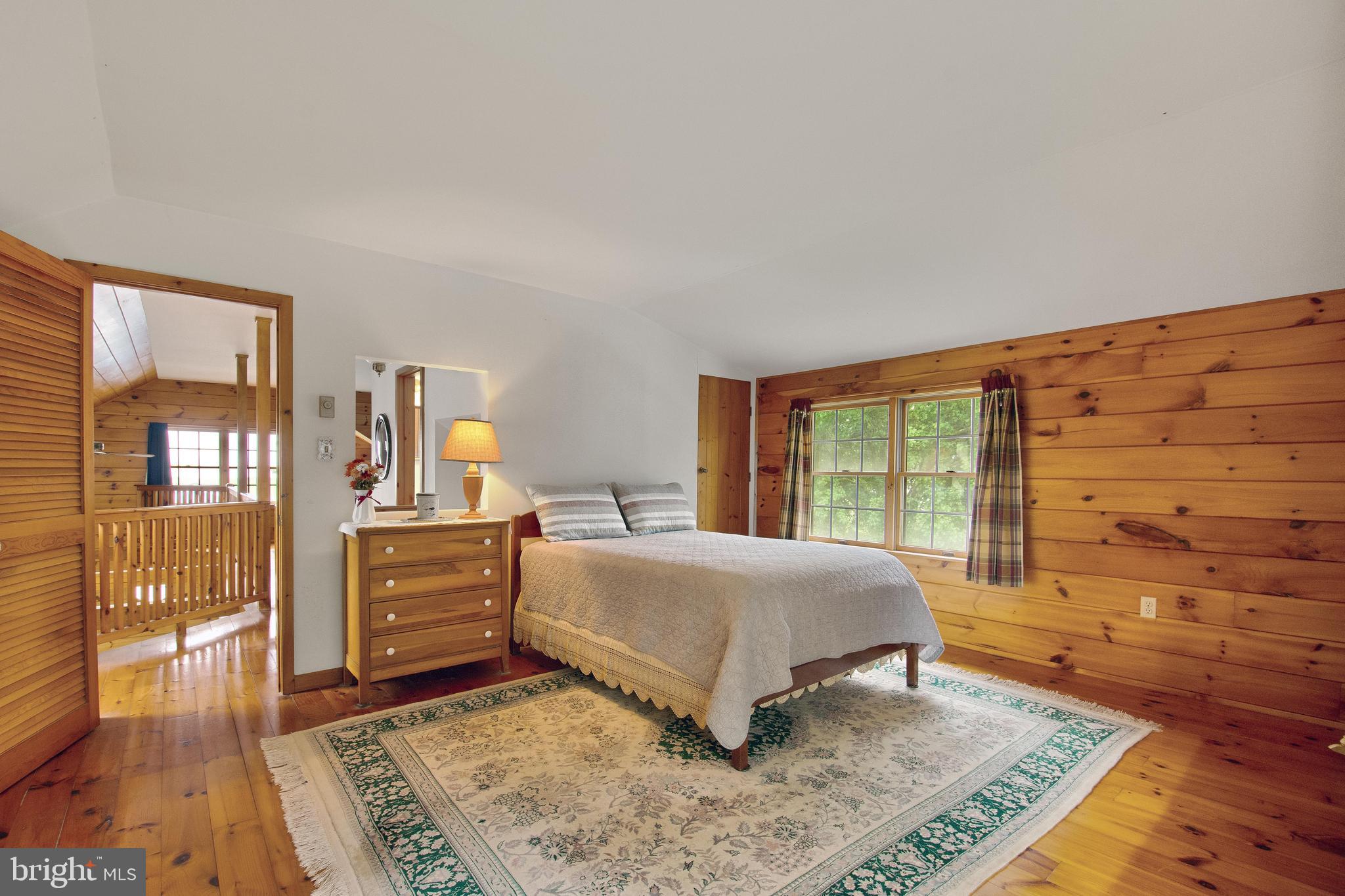 DEALE BEACH - Residential