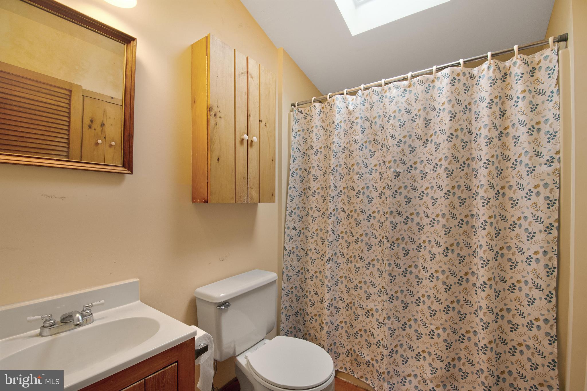 DEALE BEACH - Residential