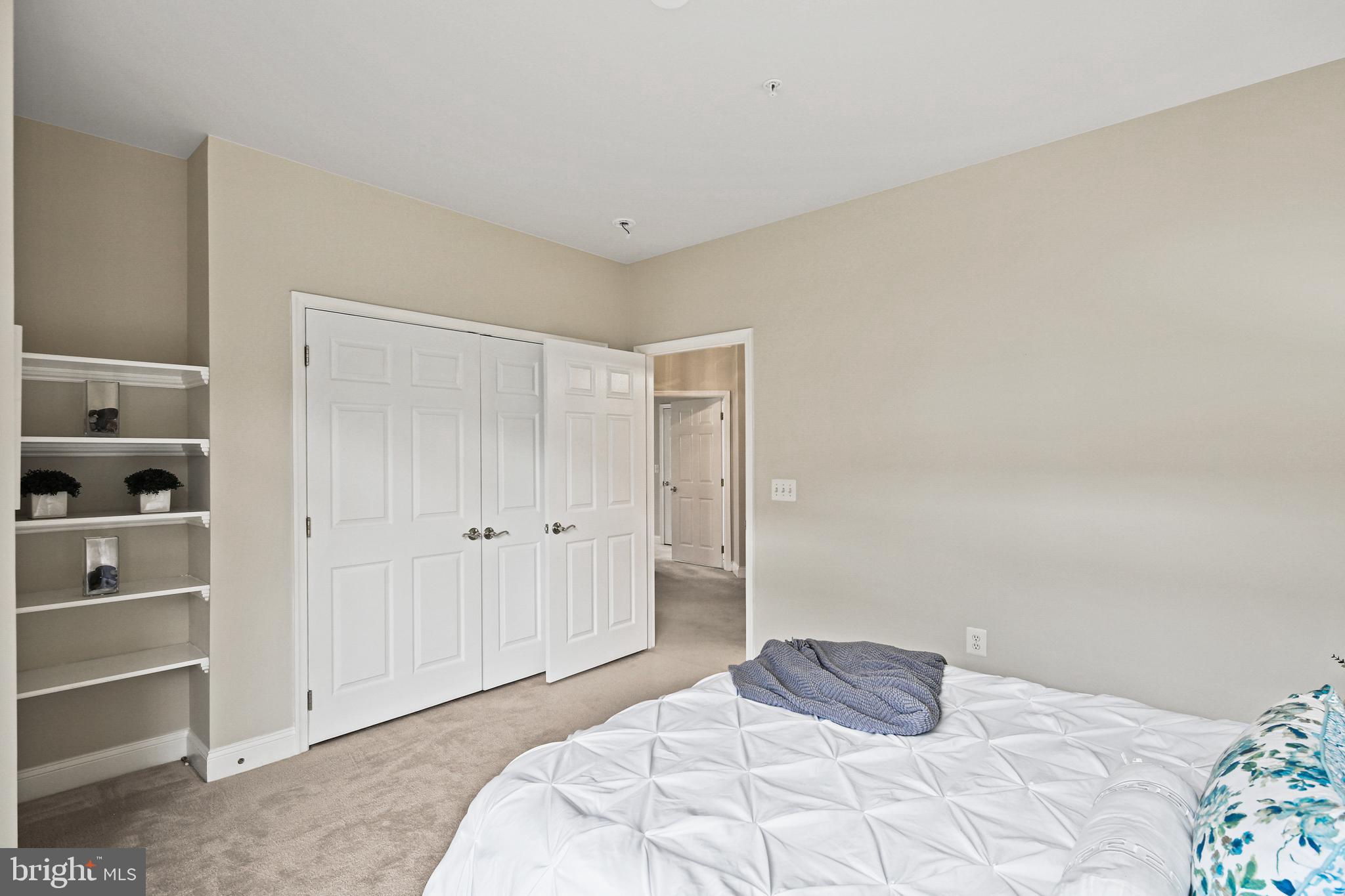 ELLICOTT HILLS - Residential