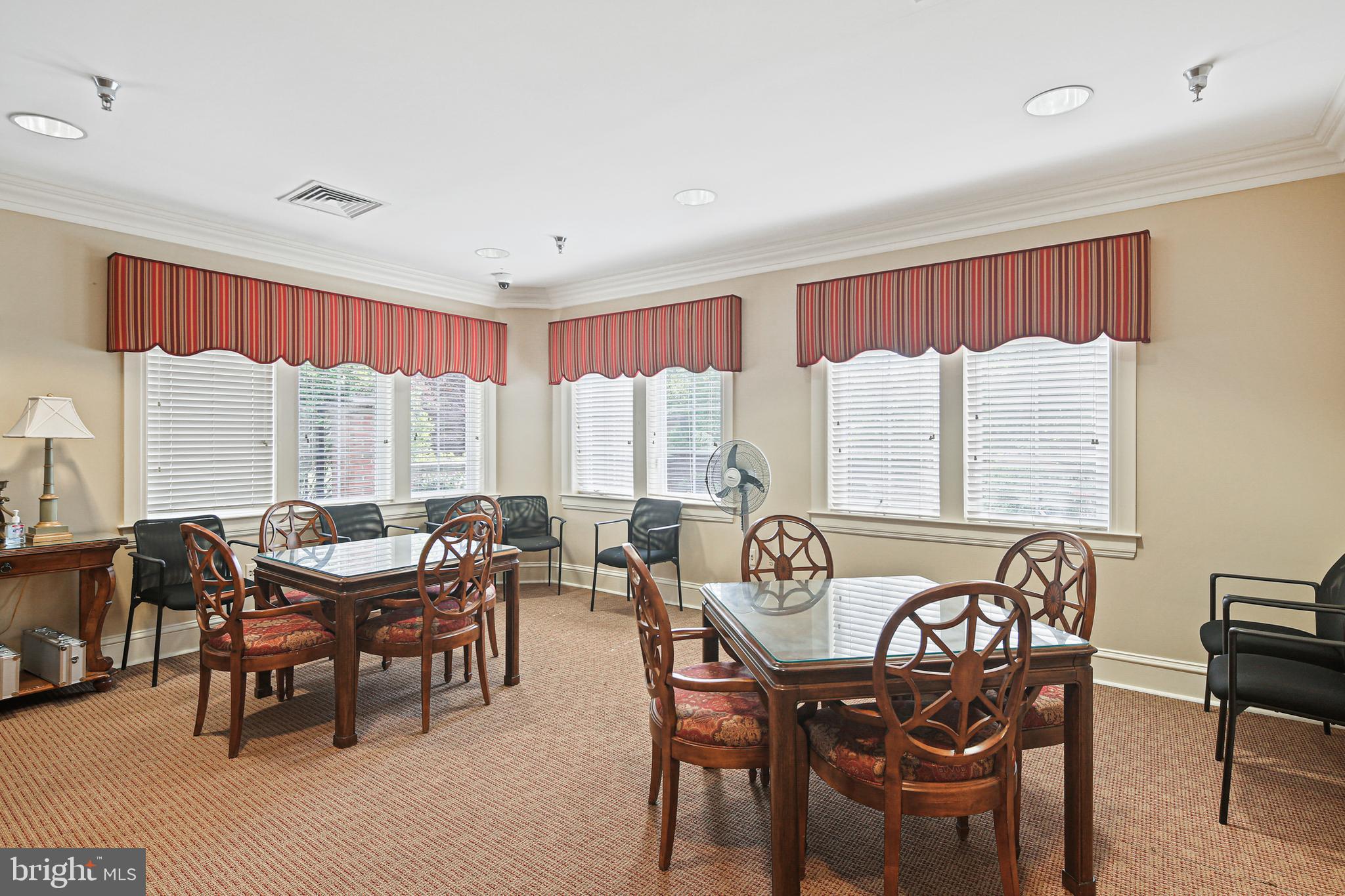 ELLICOTT HILLS - Residential