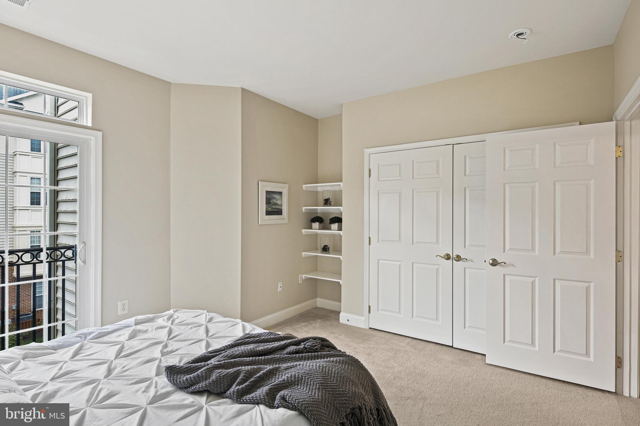 ELLICOTT HILLS - Residential