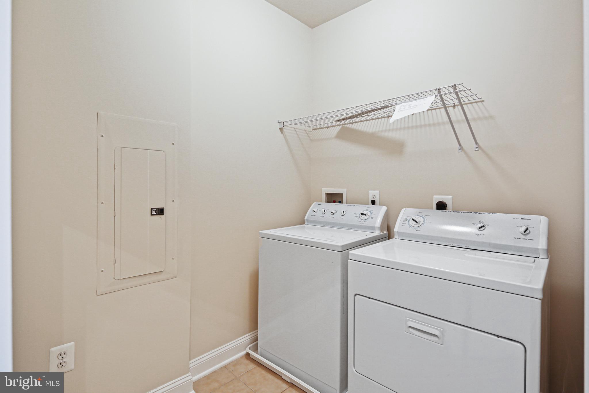 ELLICOTT HILLS - Residential