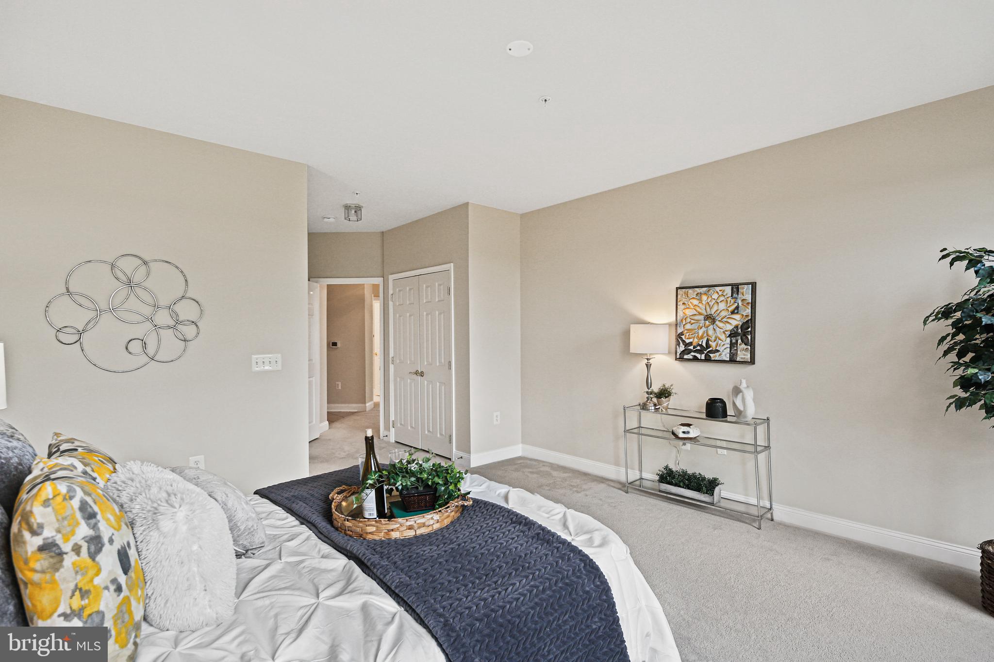 ELLICOTT HILLS - Residential