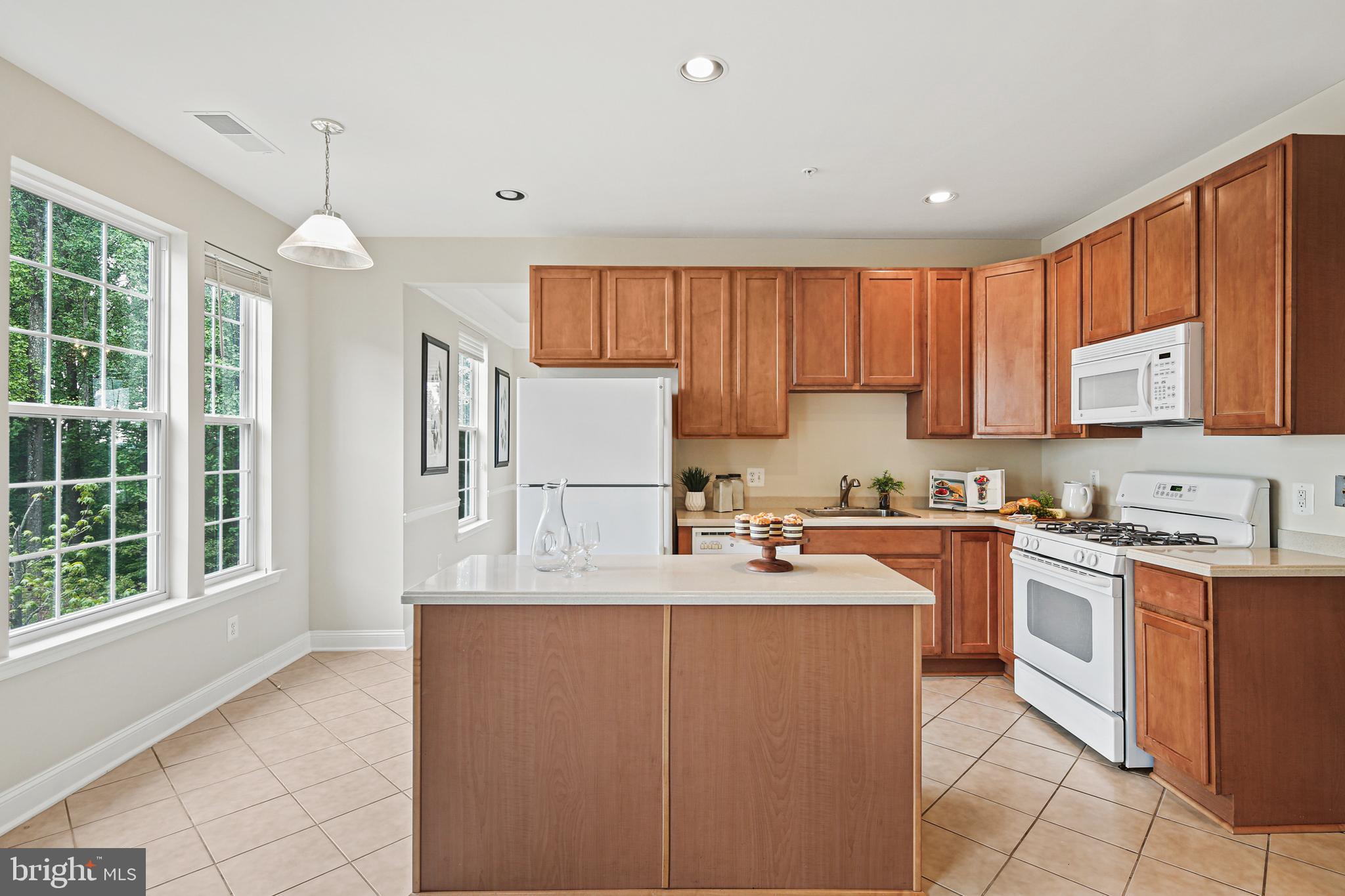 ELLICOTT HILLS - Residential