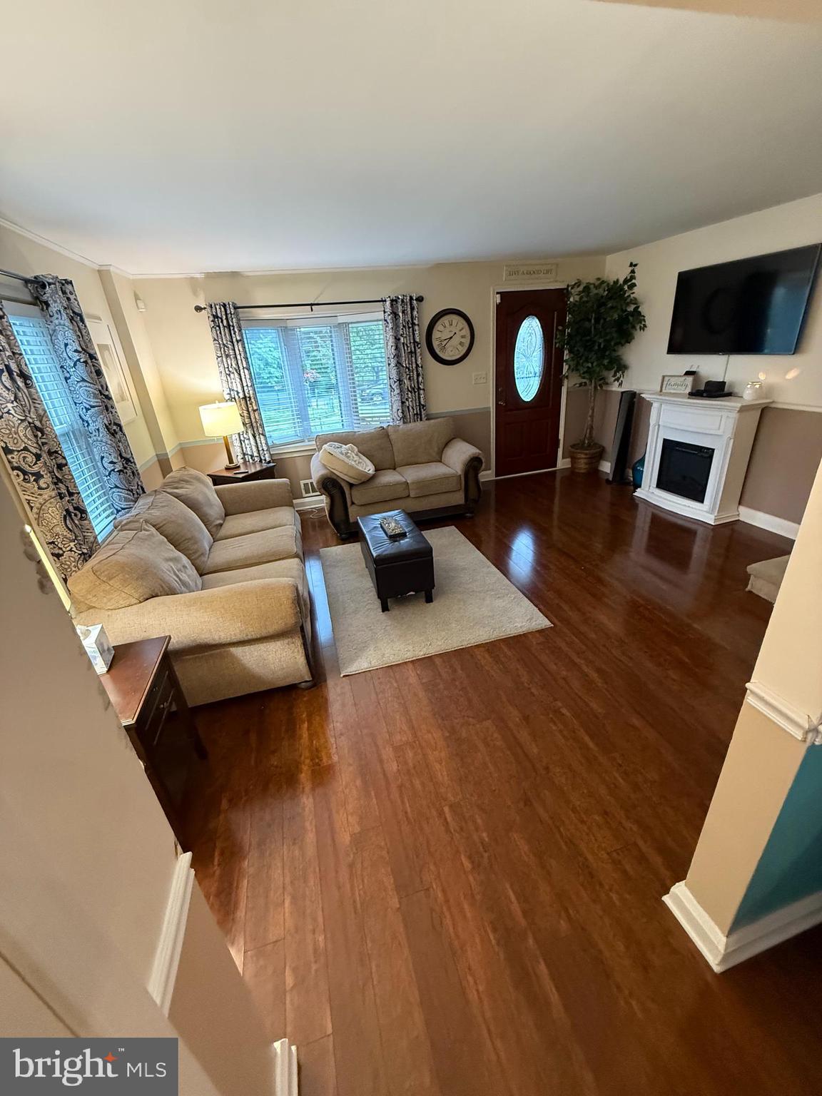 HAWTHORNE - Residential