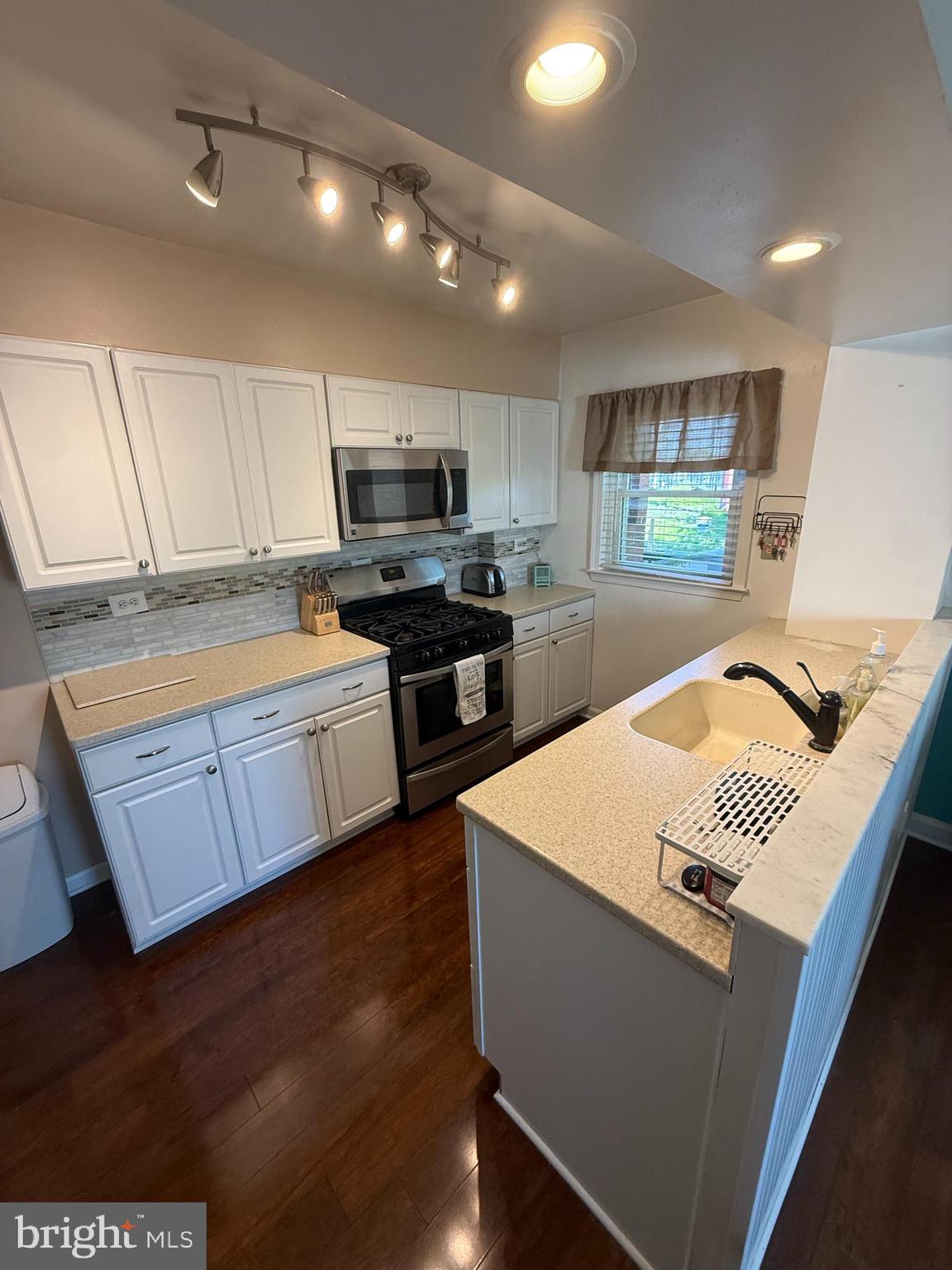 HAWTHORNE - Residential
