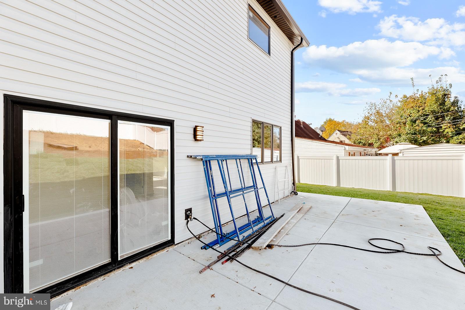 ACADEMY GARDENS - Residential