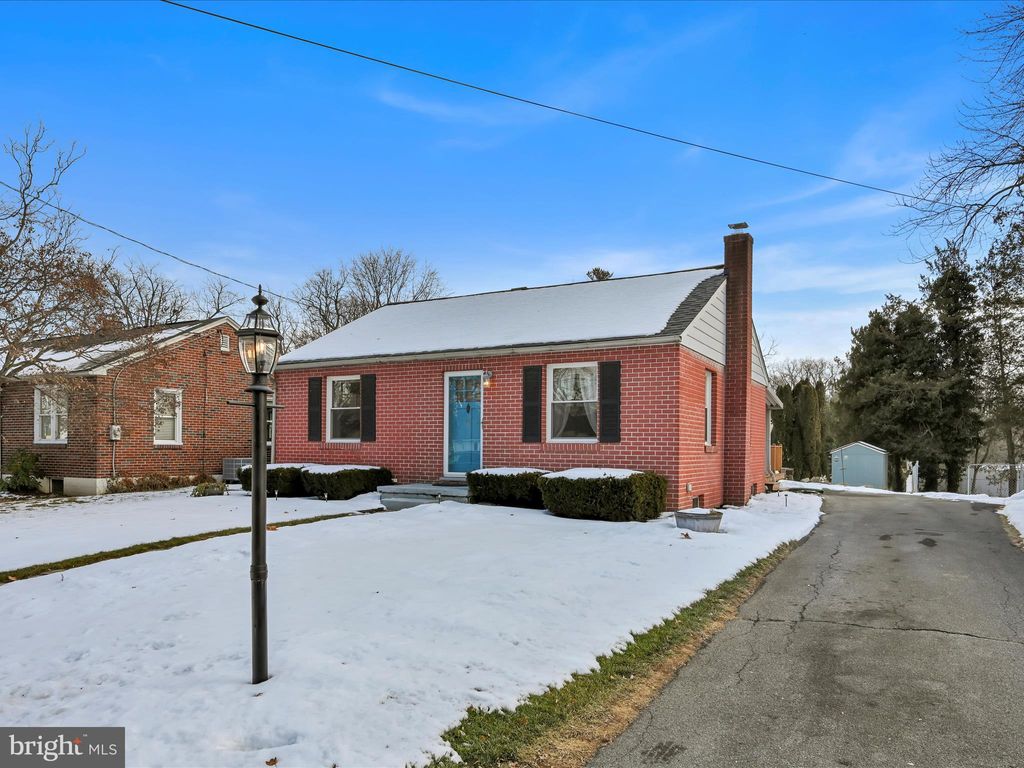 Photo of 16 Plymouth Avenue, LANCASTER, PA 17602 (MLS # PALA2063334)