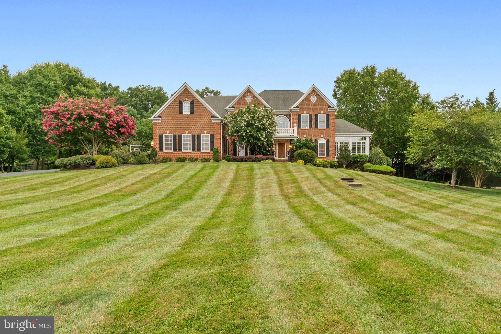 914 MONAGHAN COURT