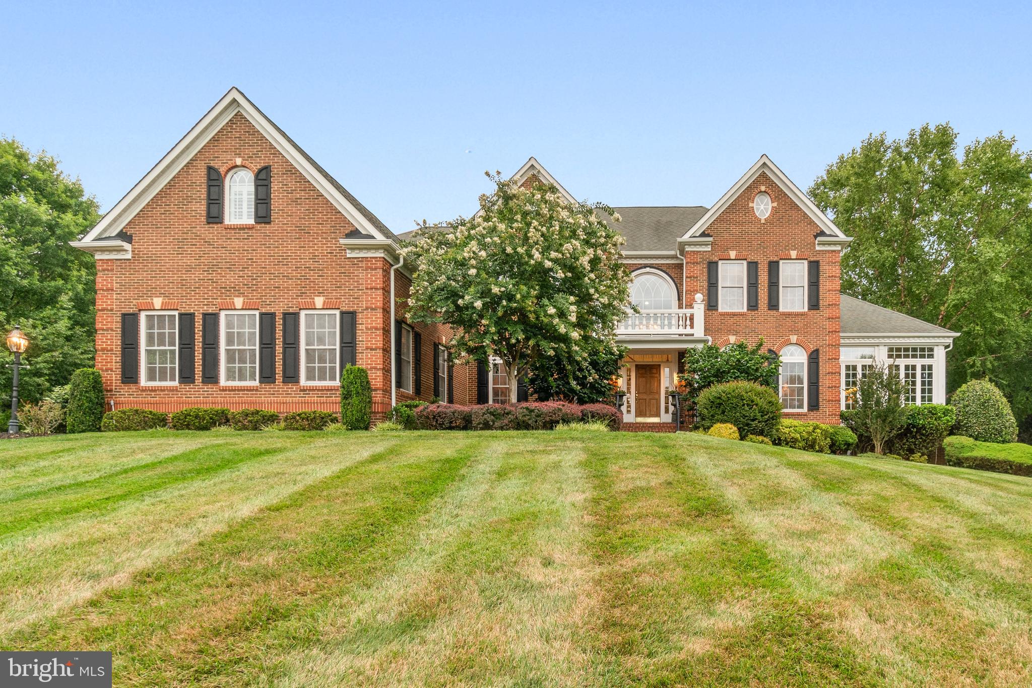 914 MONAGHAN COURT