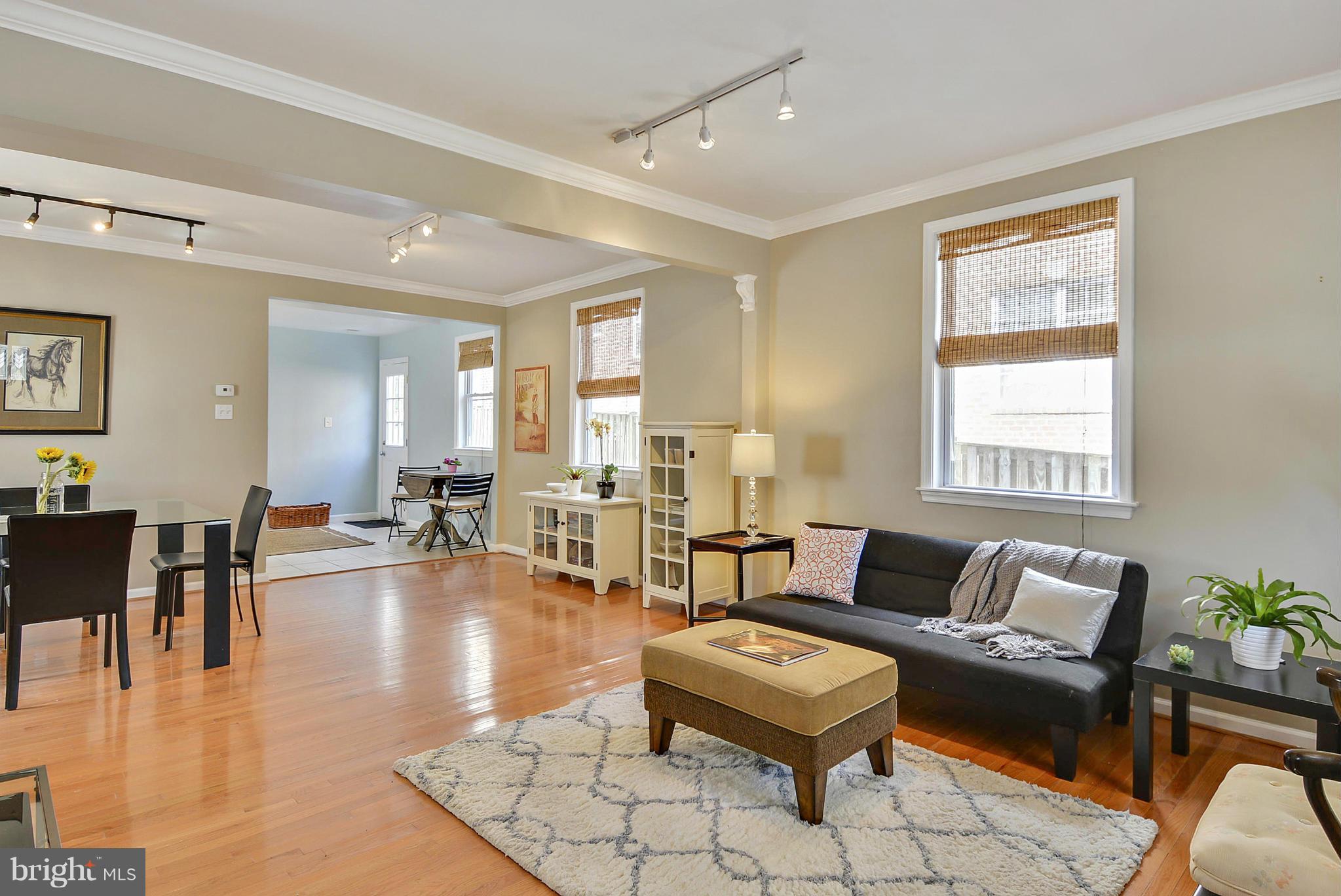 COLUMBIA PIKE - Residential