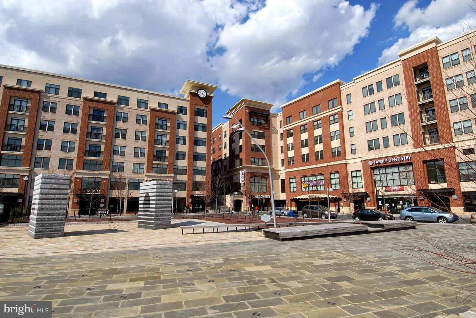 COLUMBIA PIKE - Residential