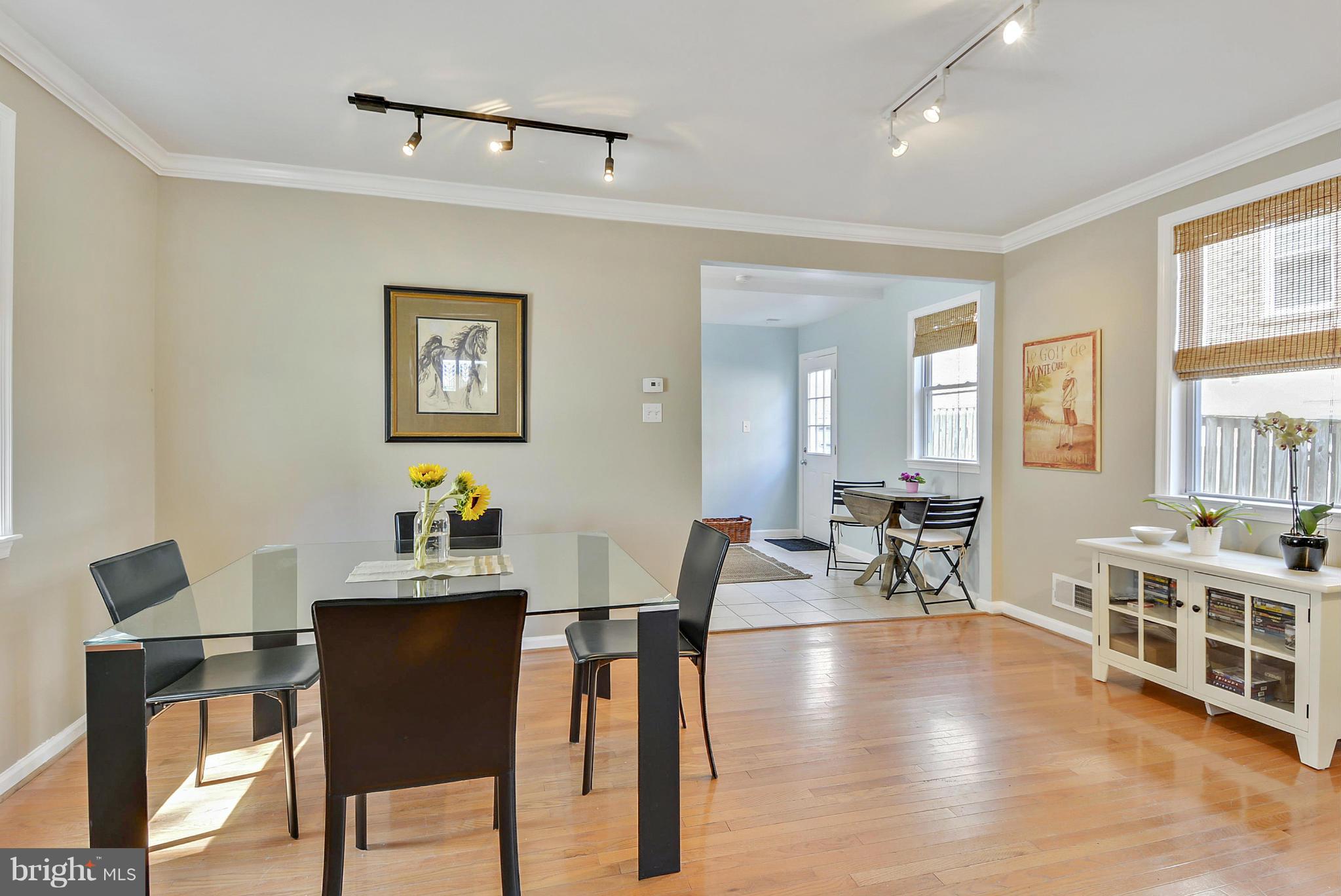 COLUMBIA PIKE - Residential