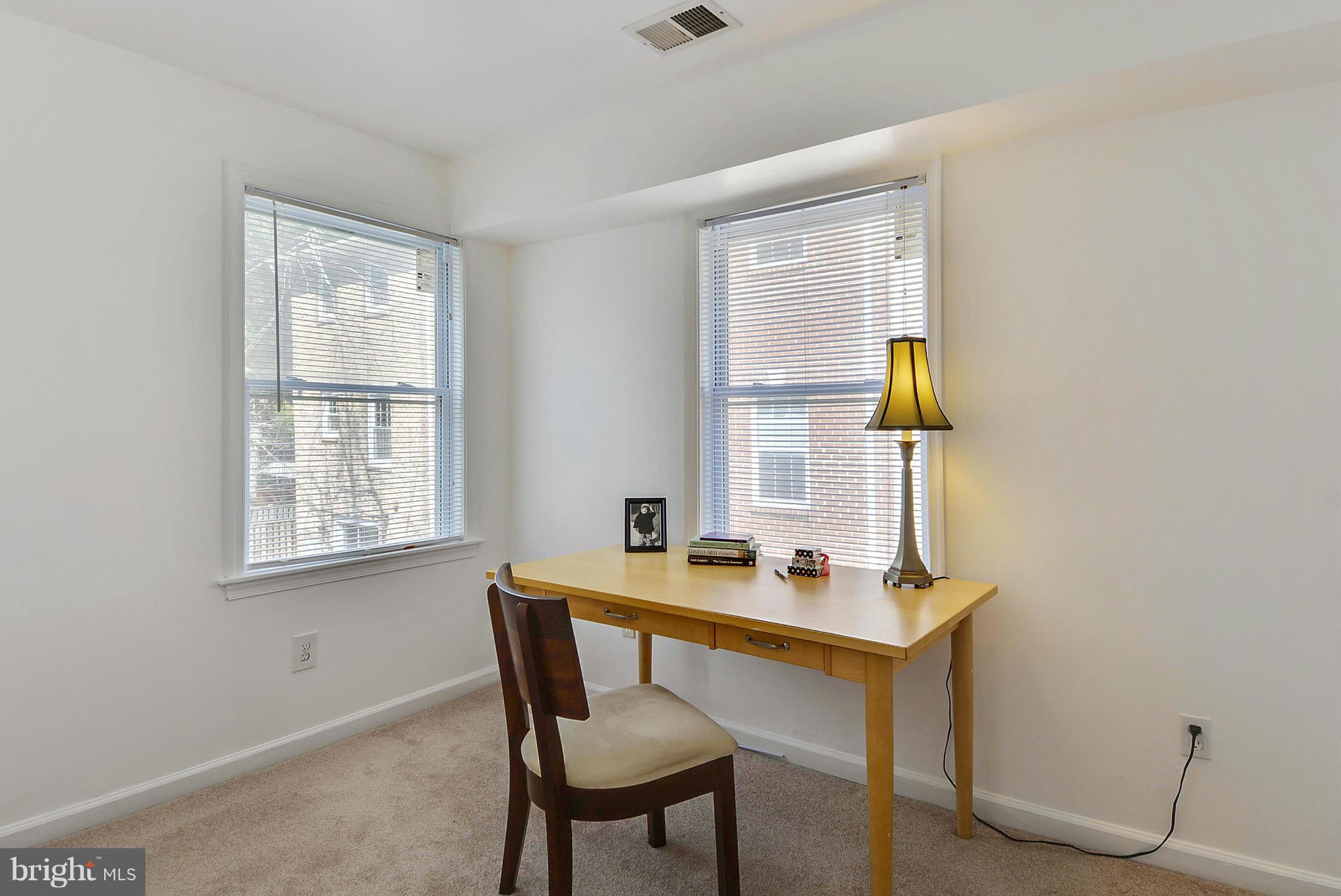 COLUMBIA PIKE - Residential