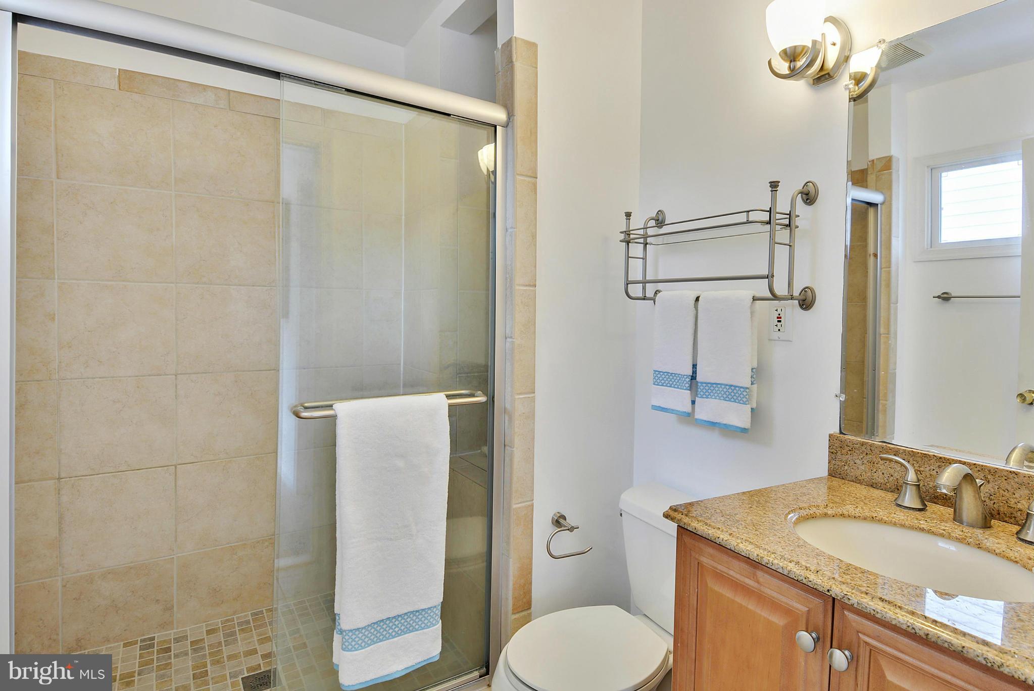 COLUMBIA PIKE - Residential