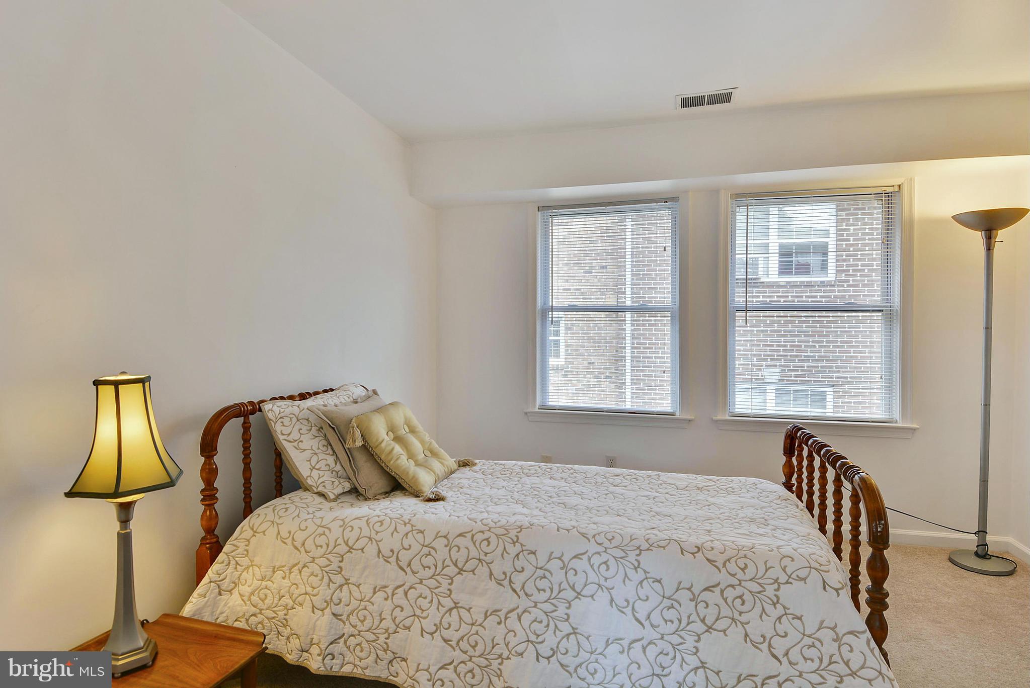 COLUMBIA PIKE - Residential