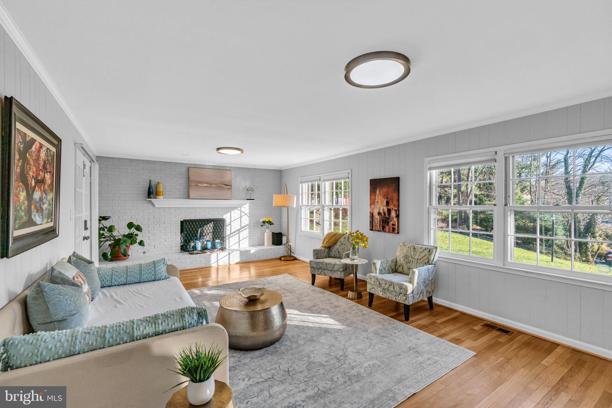 MANTUA HILLS - Residential