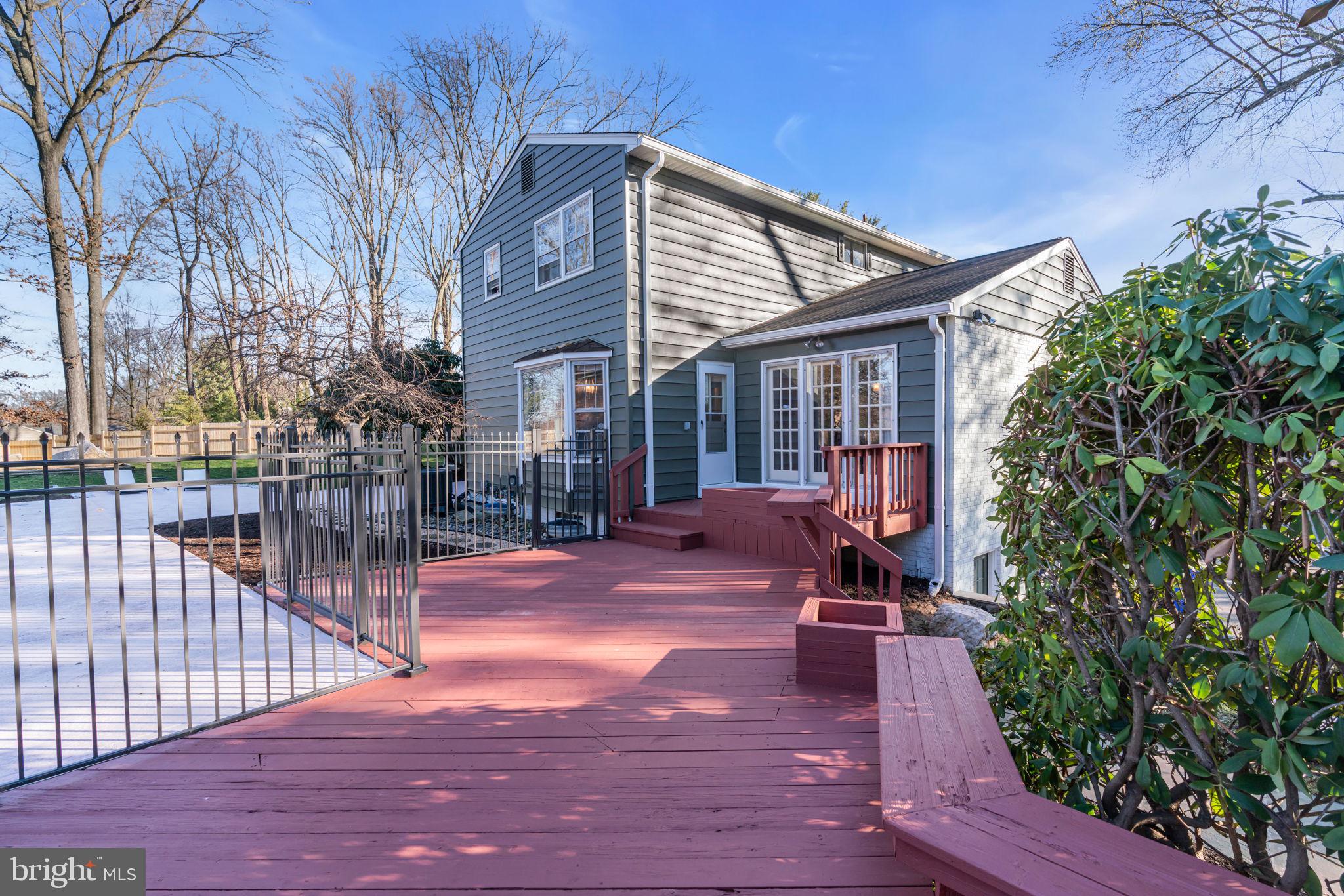 MANTUA HILLS - Residential