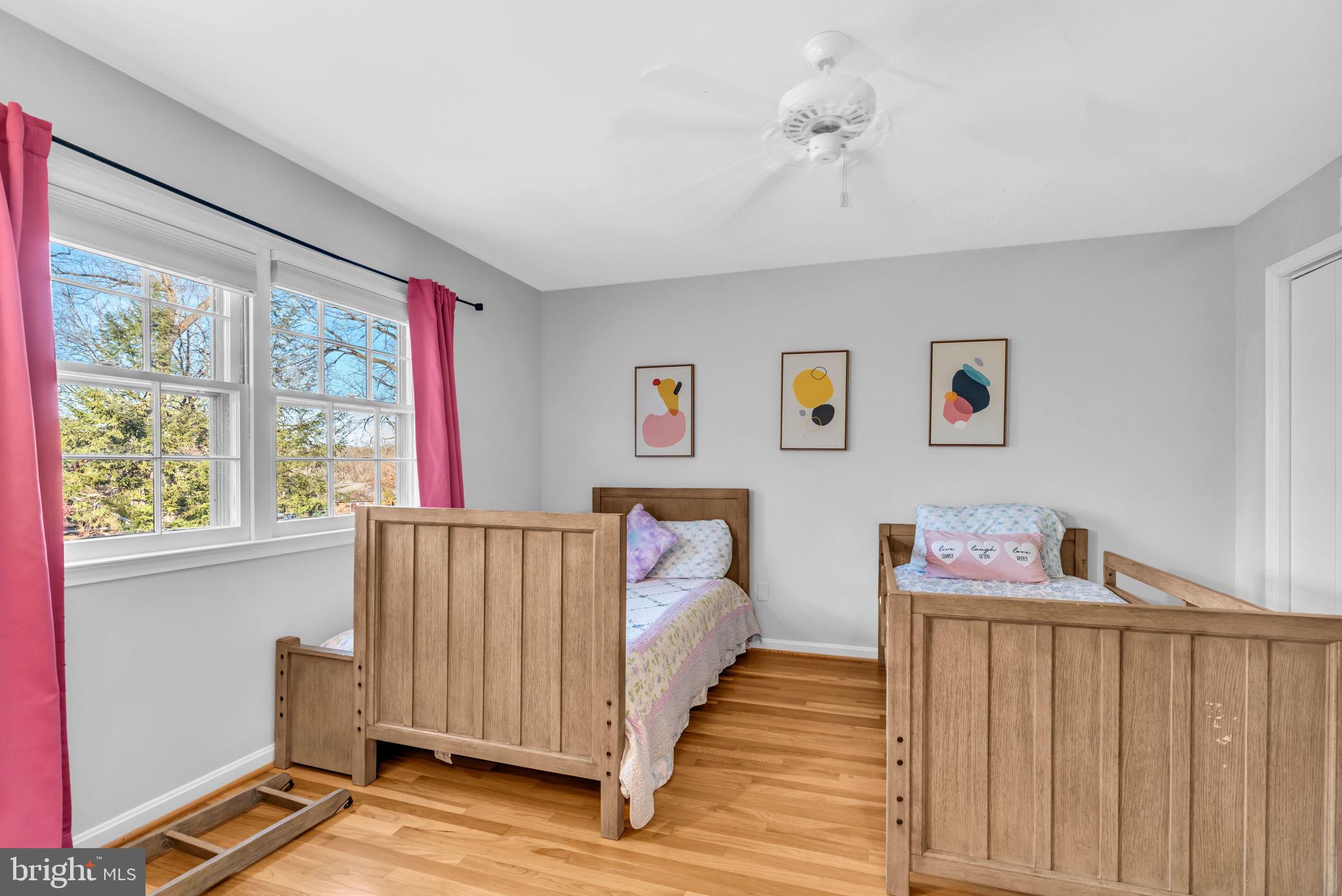 MANTUA HILLS - Residential