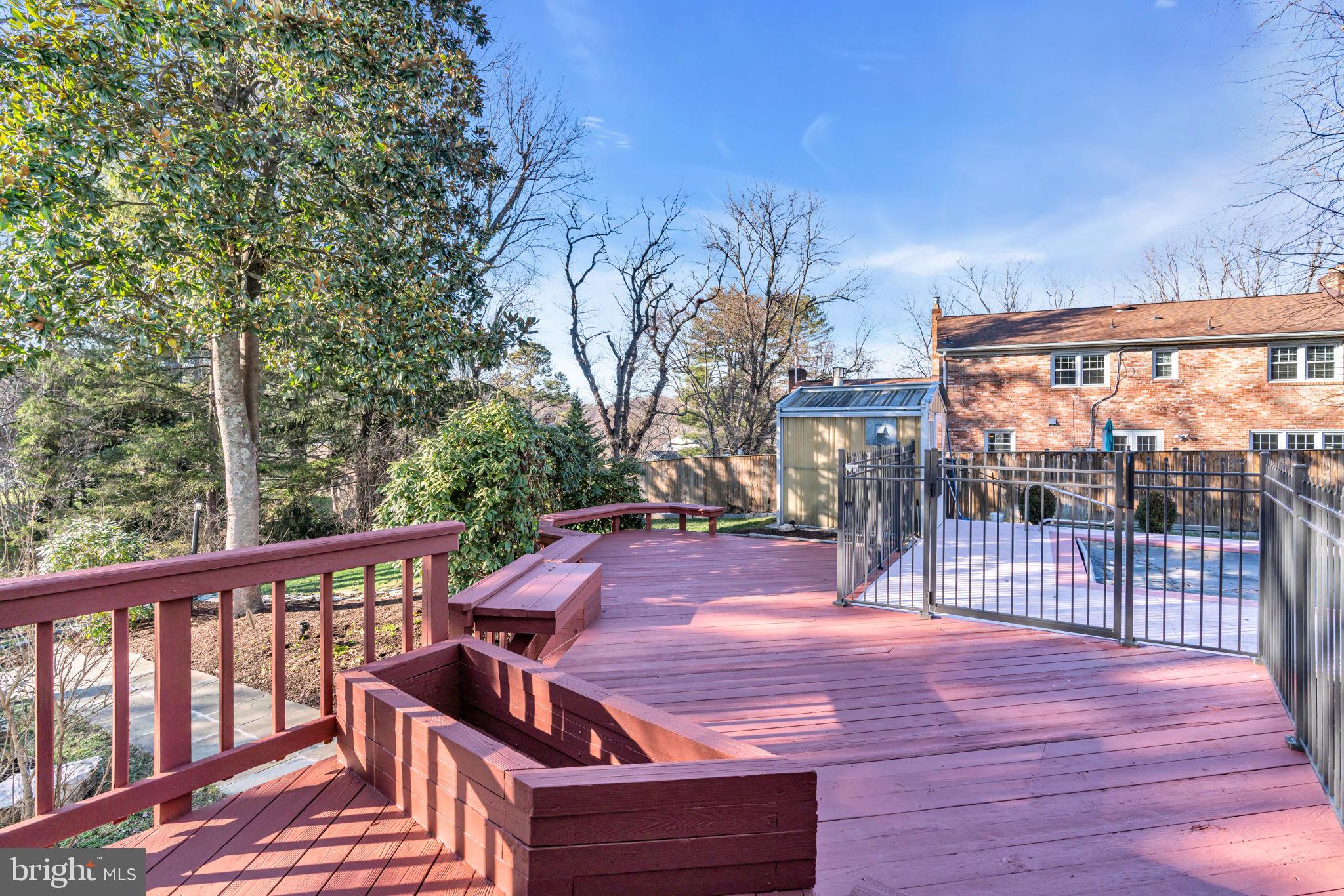 MANTUA HILLS - Residential