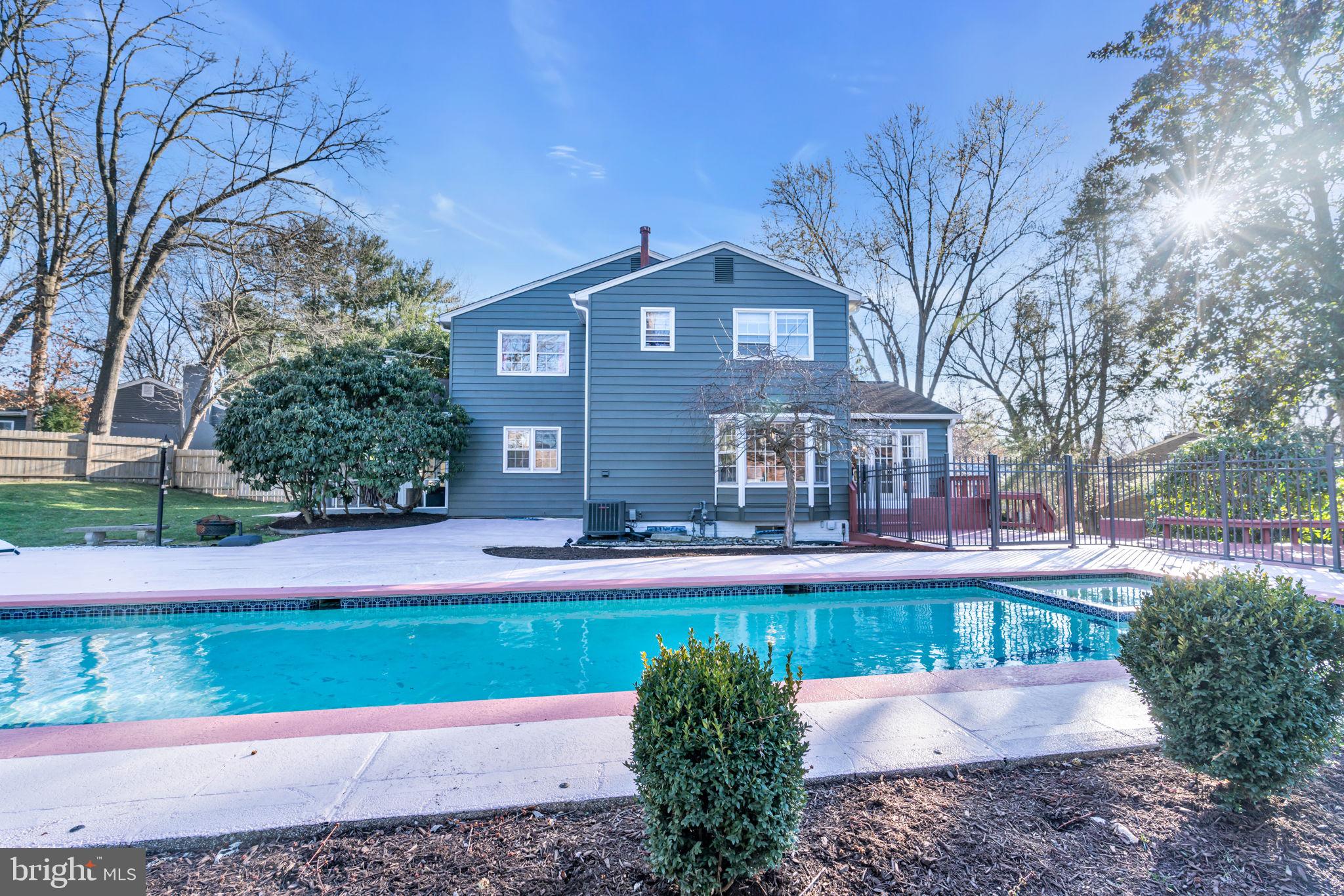 MANTUA HILLS - Residential