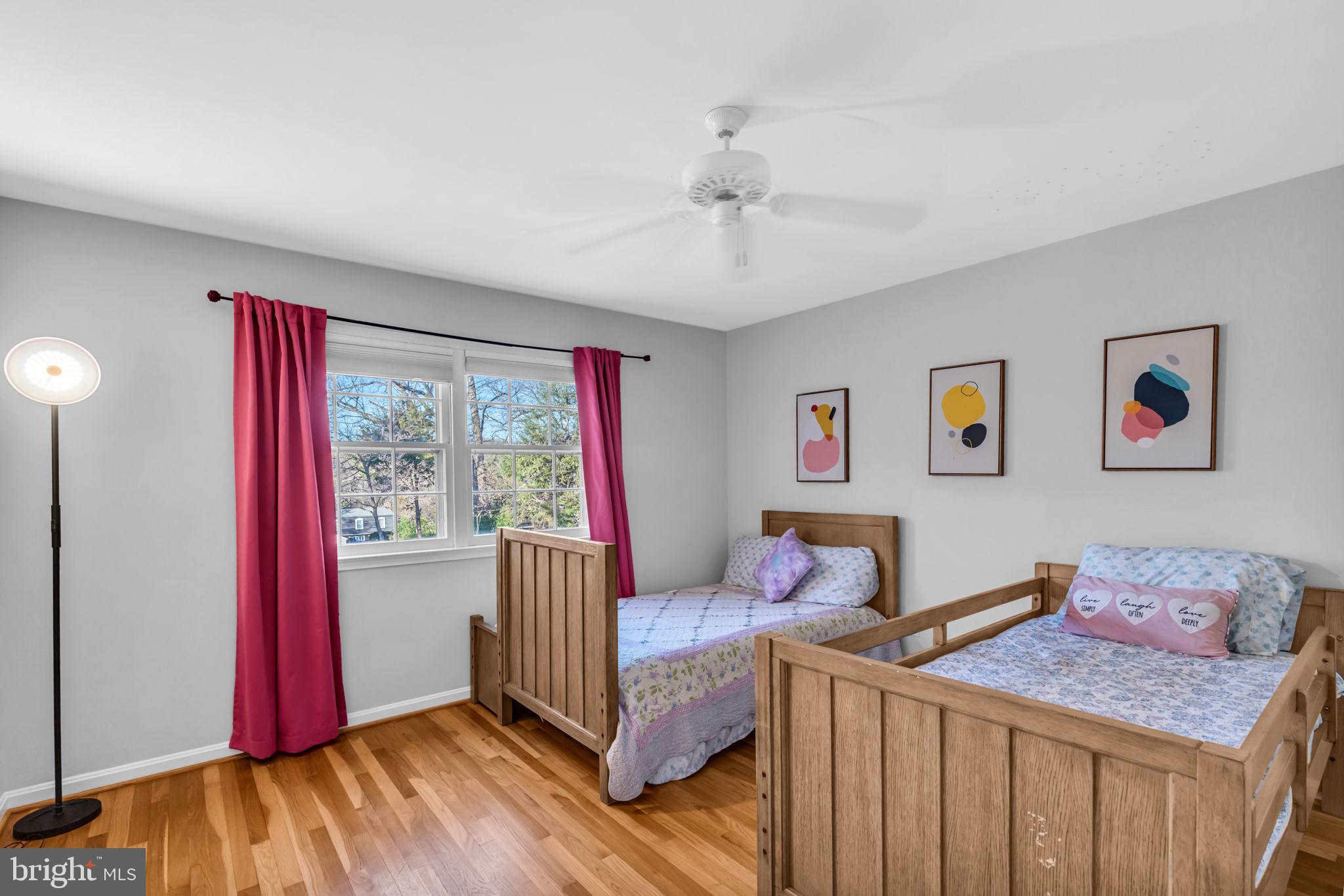 MANTUA HILLS - Residential