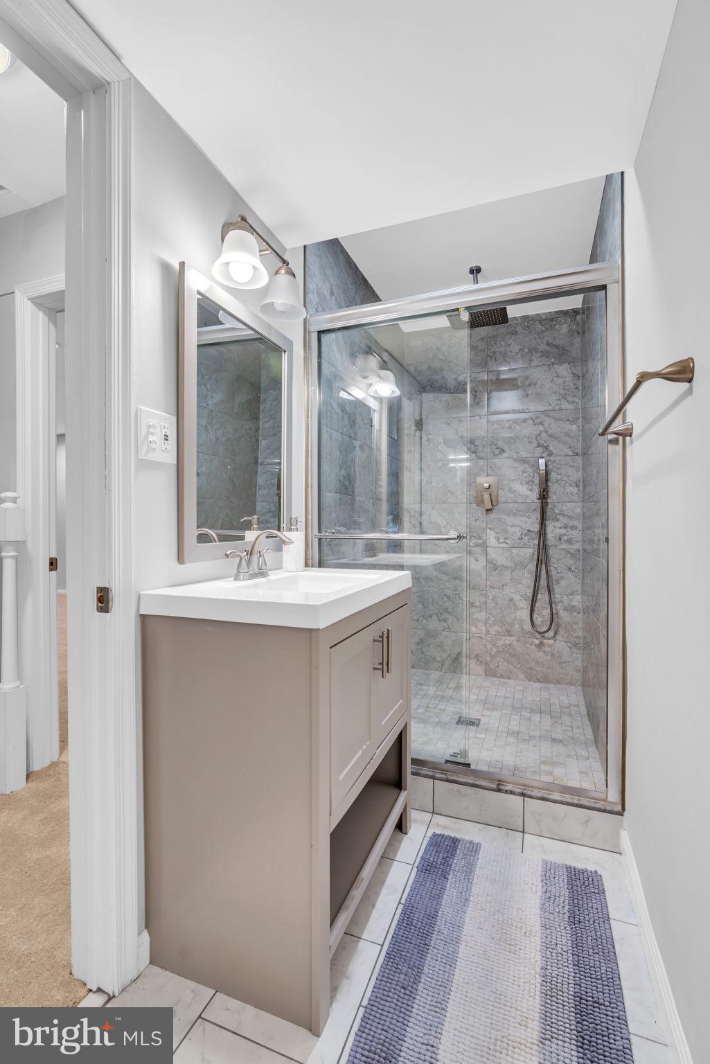 MANTUA HILLS - Residential