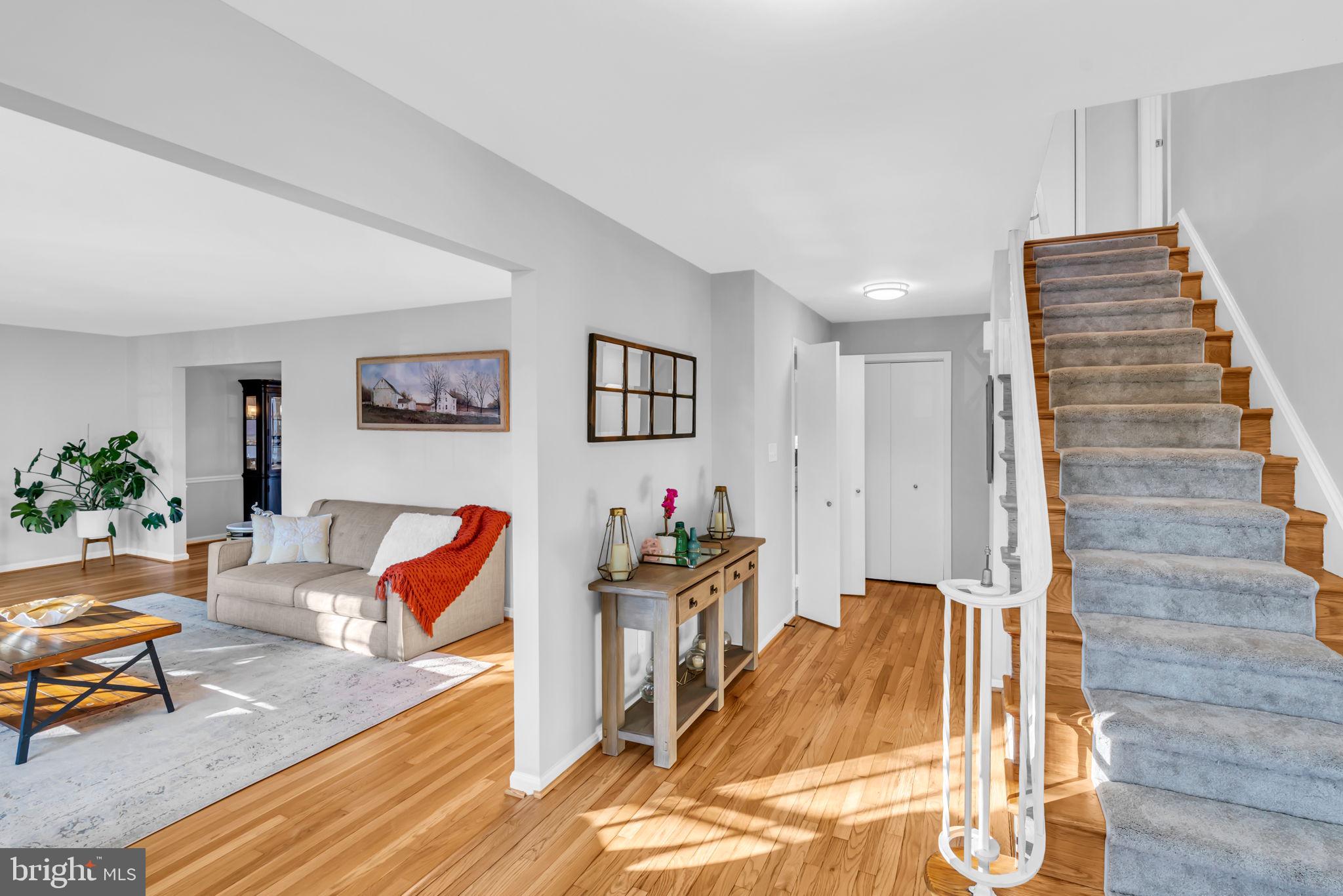 MANTUA HILLS - Residential