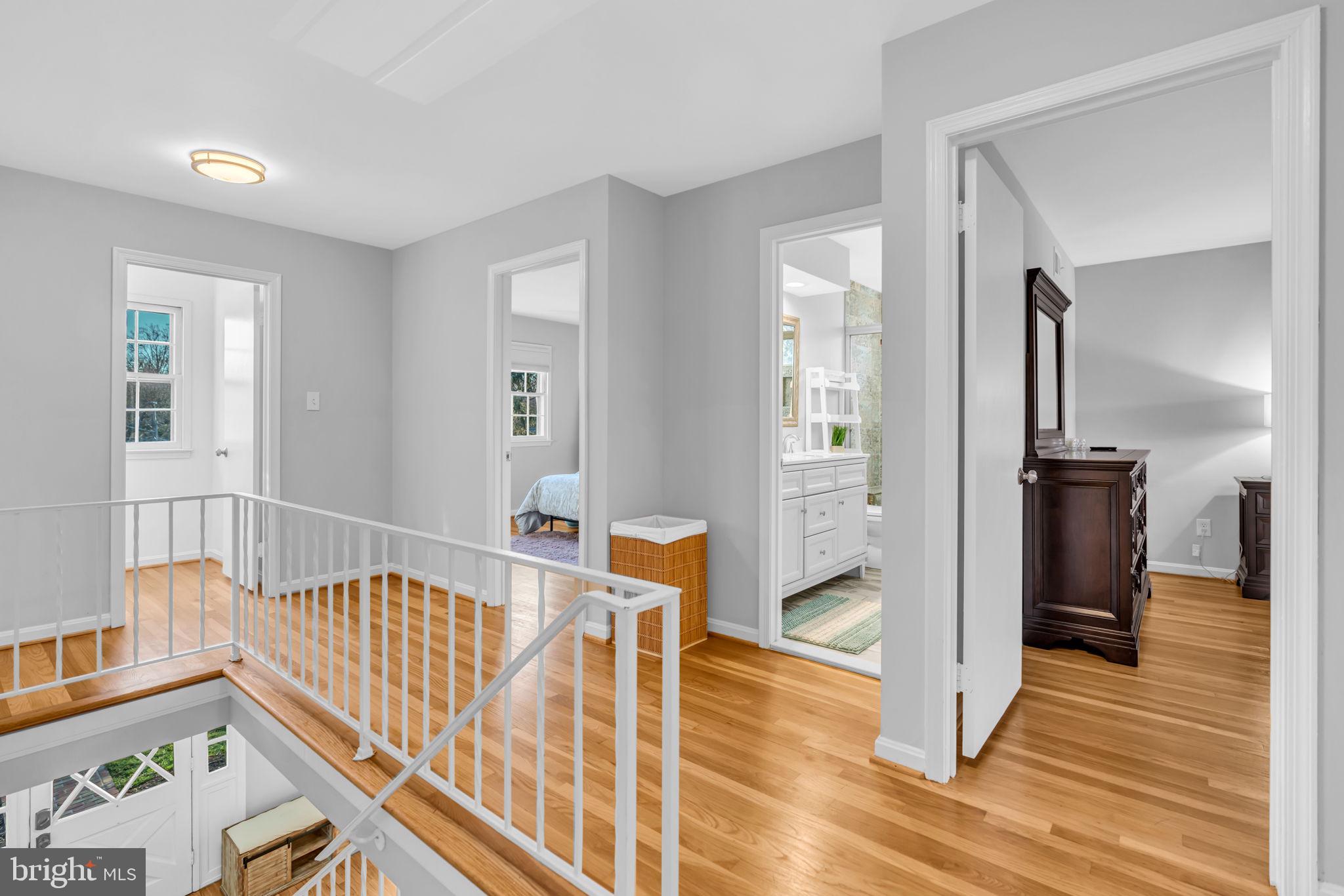 MANTUA HILLS - Residential