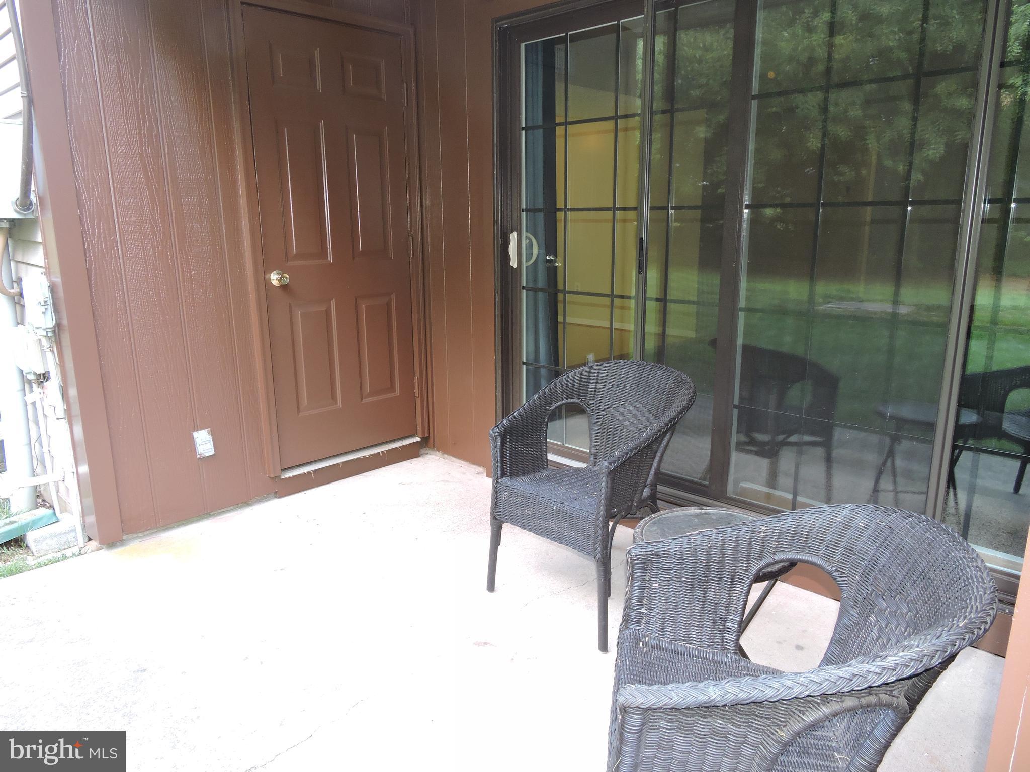 HUNTERS SQUARE - Residential