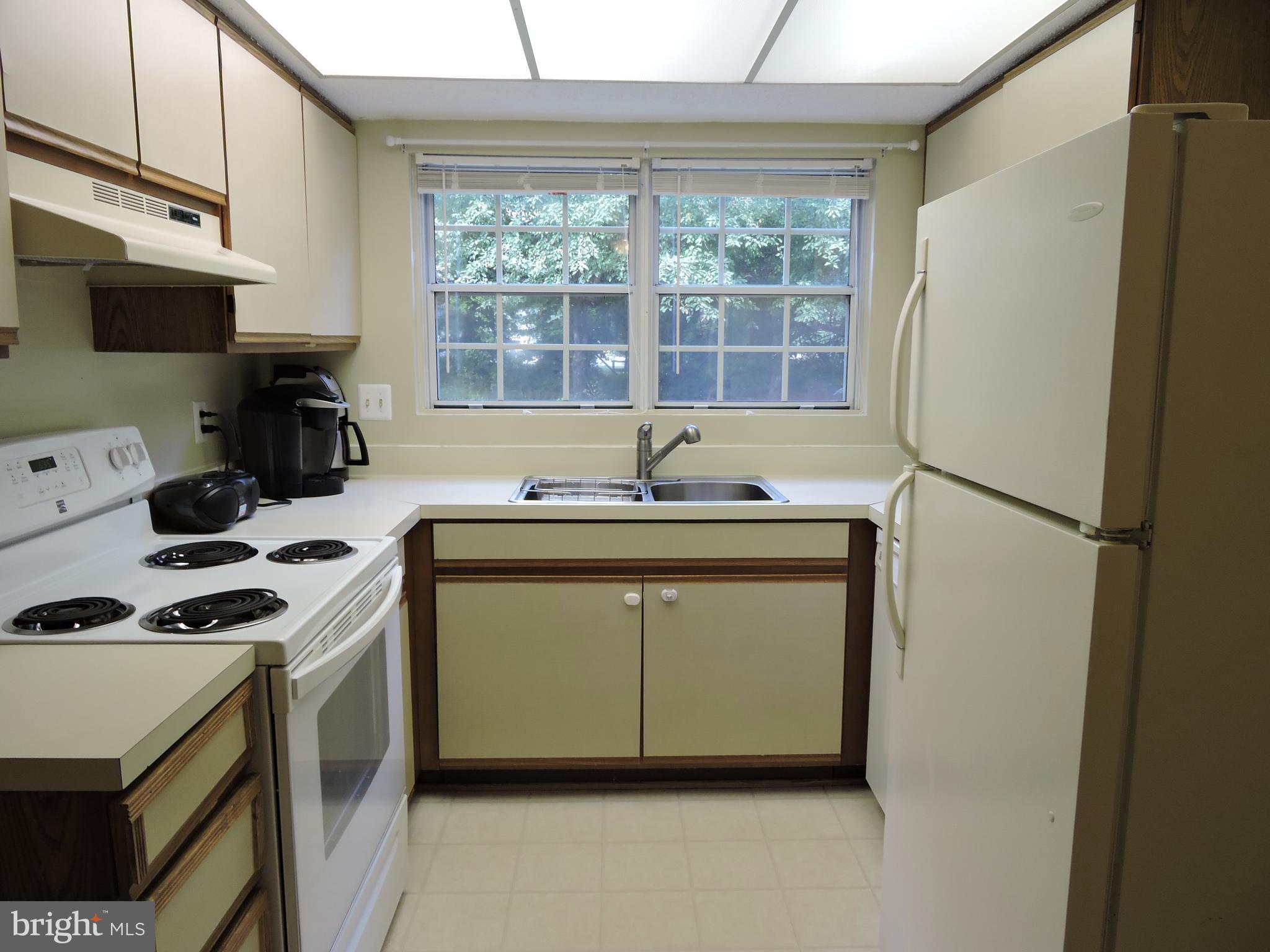 HUNTERS SQUARE - Residential