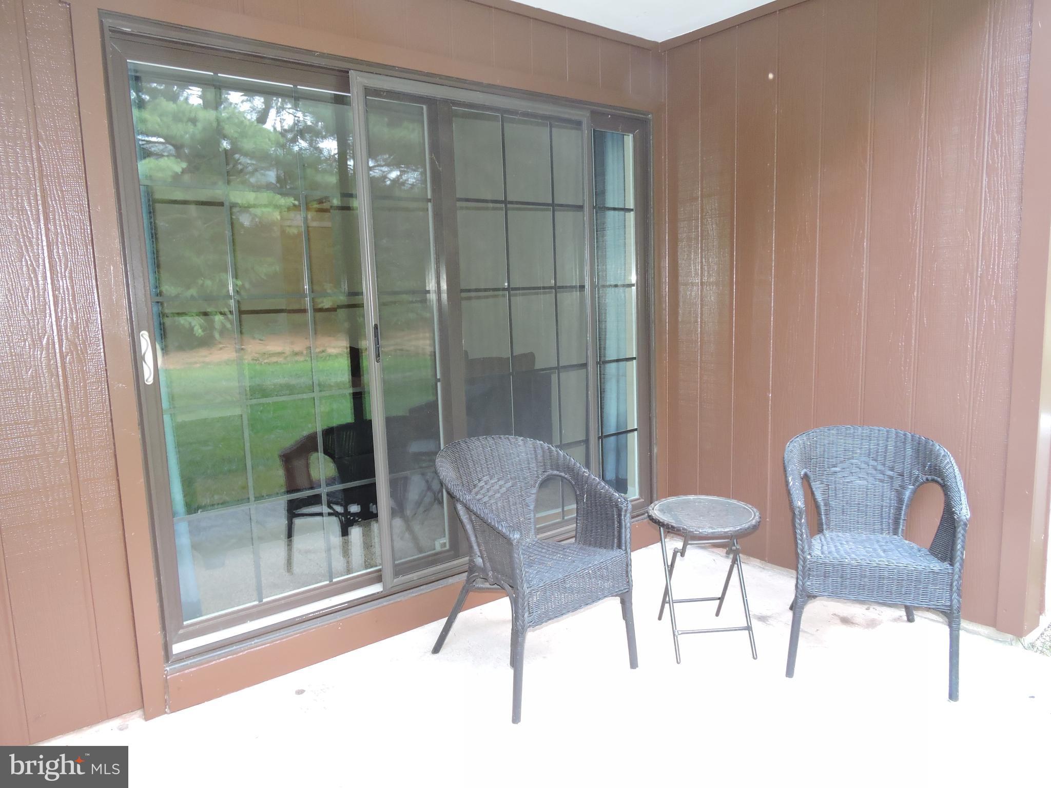 HUNTERS SQUARE - Residential