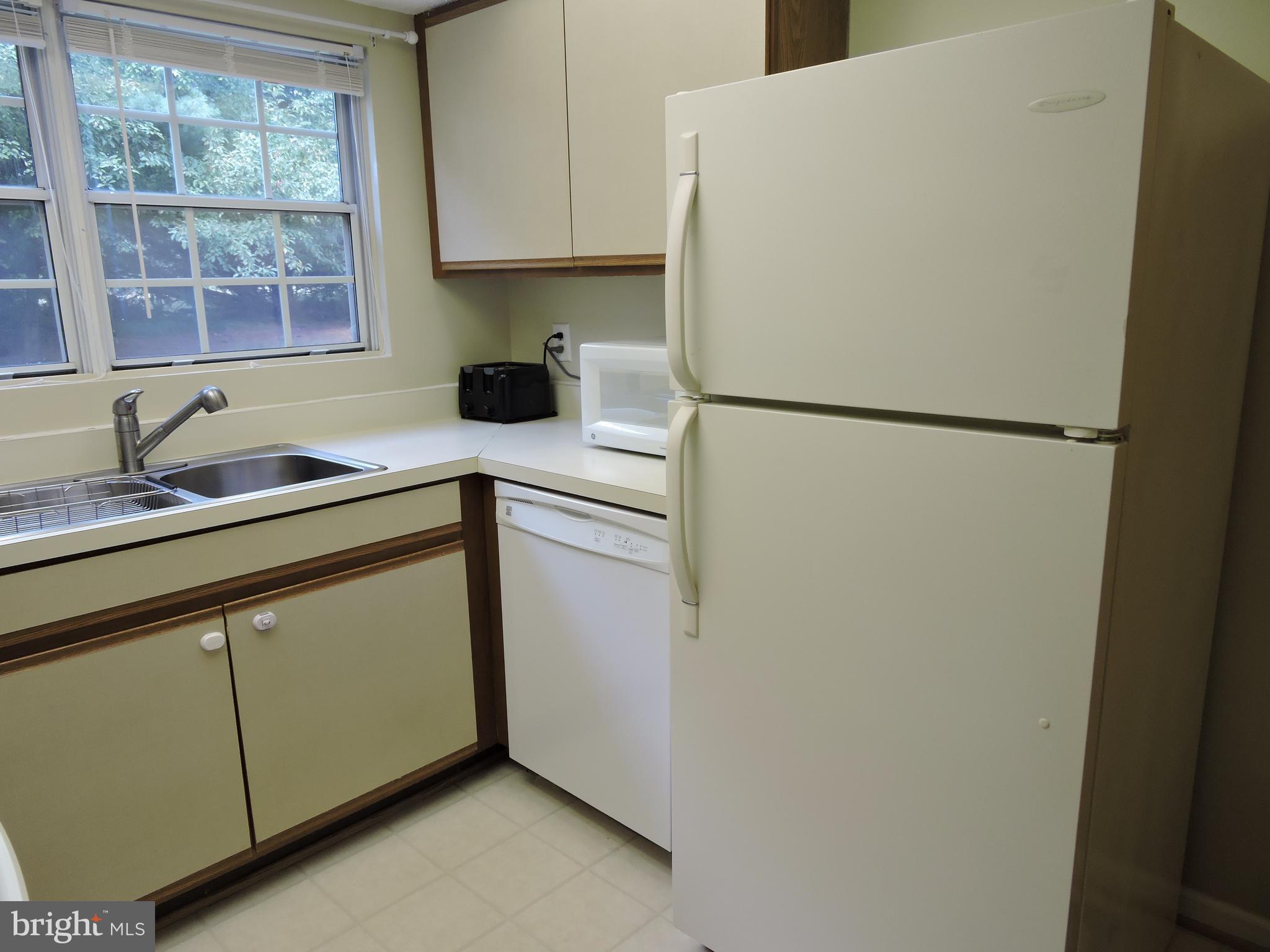 HUNTERS SQUARE - Residential