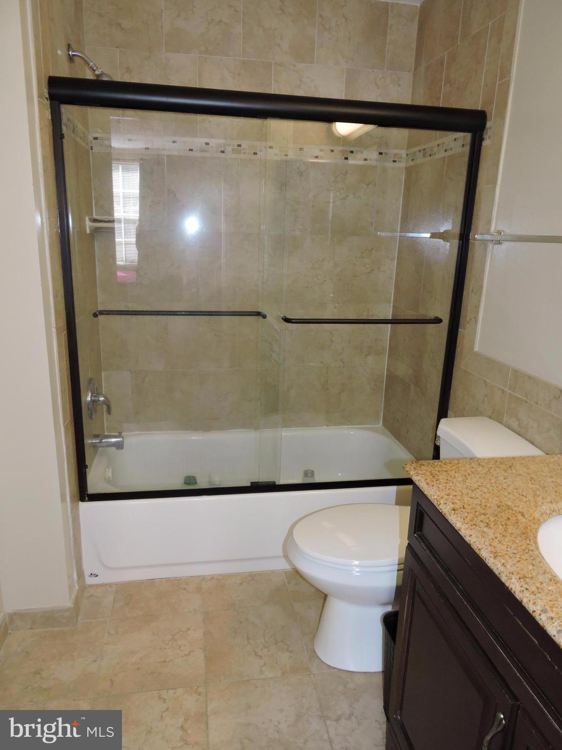 HUNTERS SQUARE - Residential