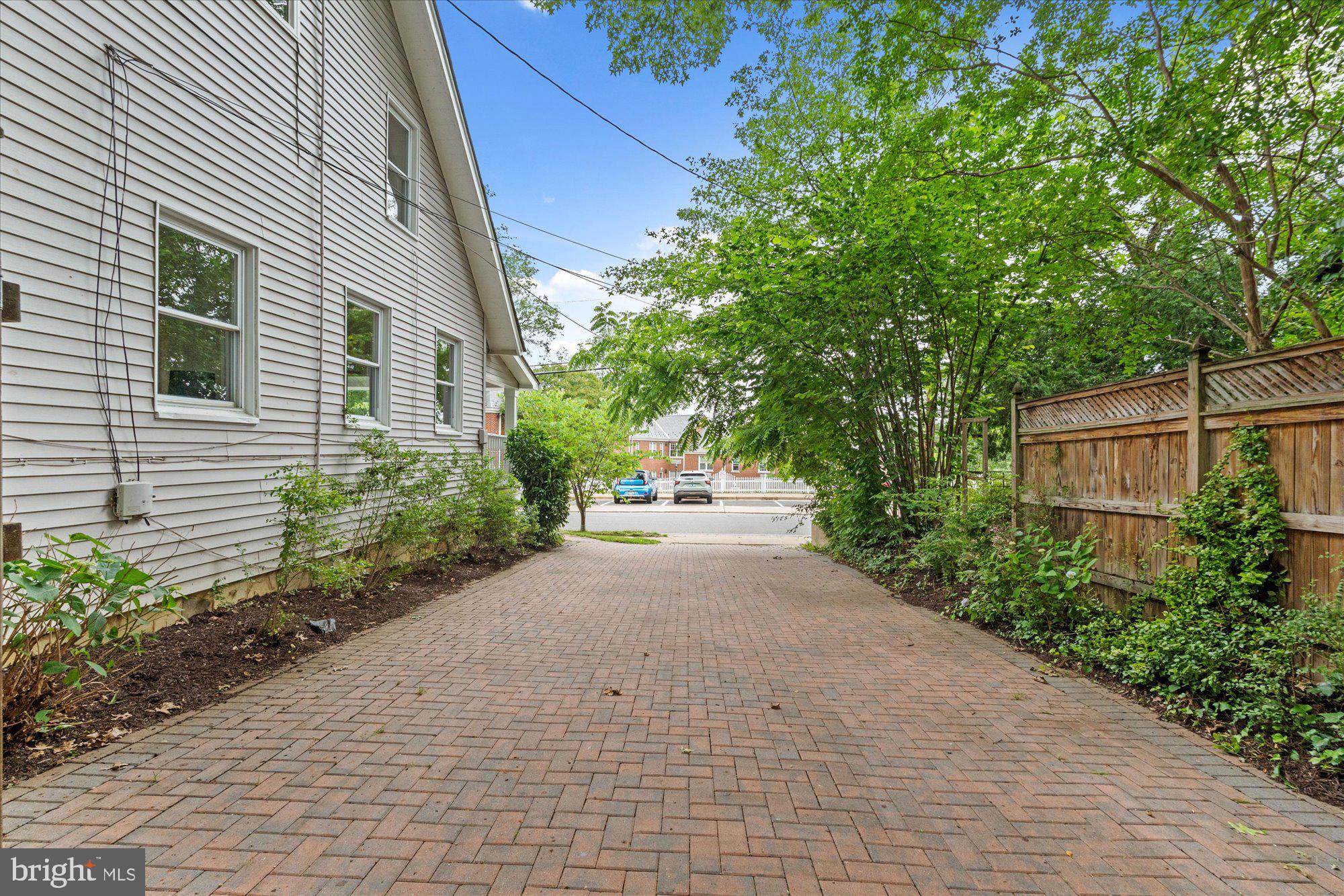 EMMA P HUME - Residential