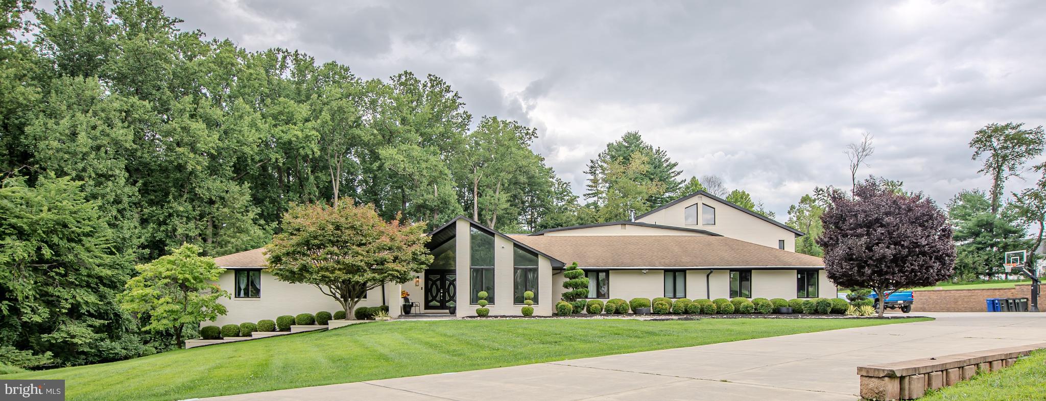 13025 HEIL MANOR DRIVE