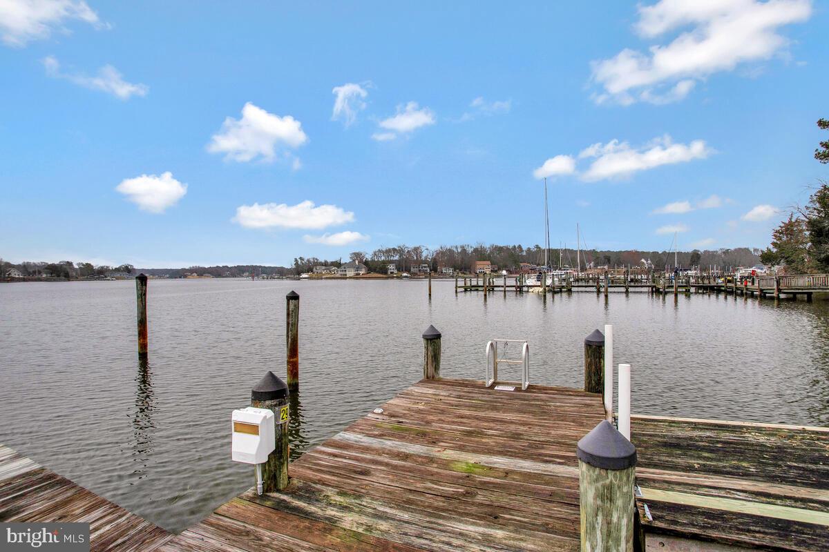 WINDWARD HARBOUR AT SOLOMONS - Residential