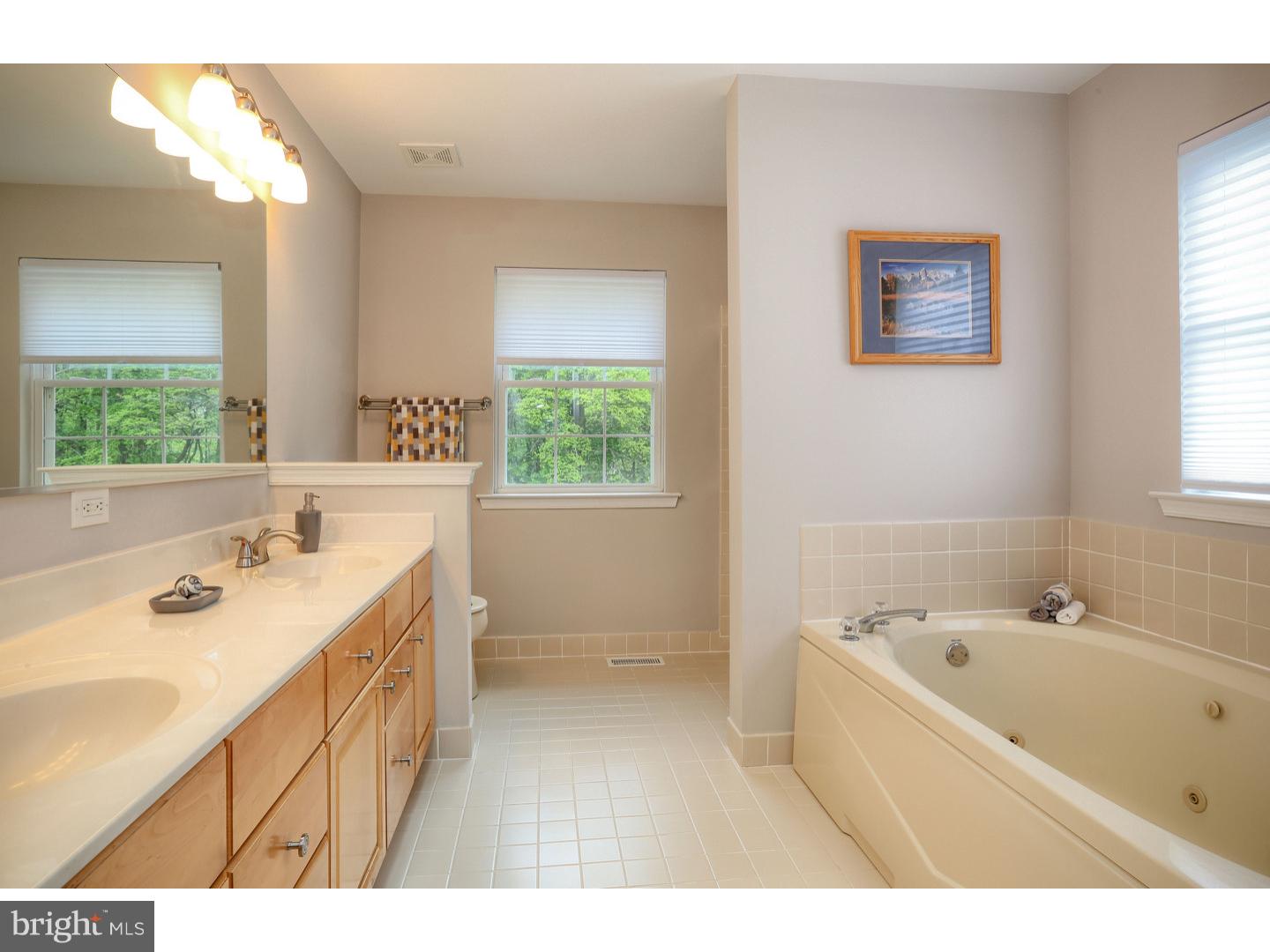 SWEET HOLLOW - Residential