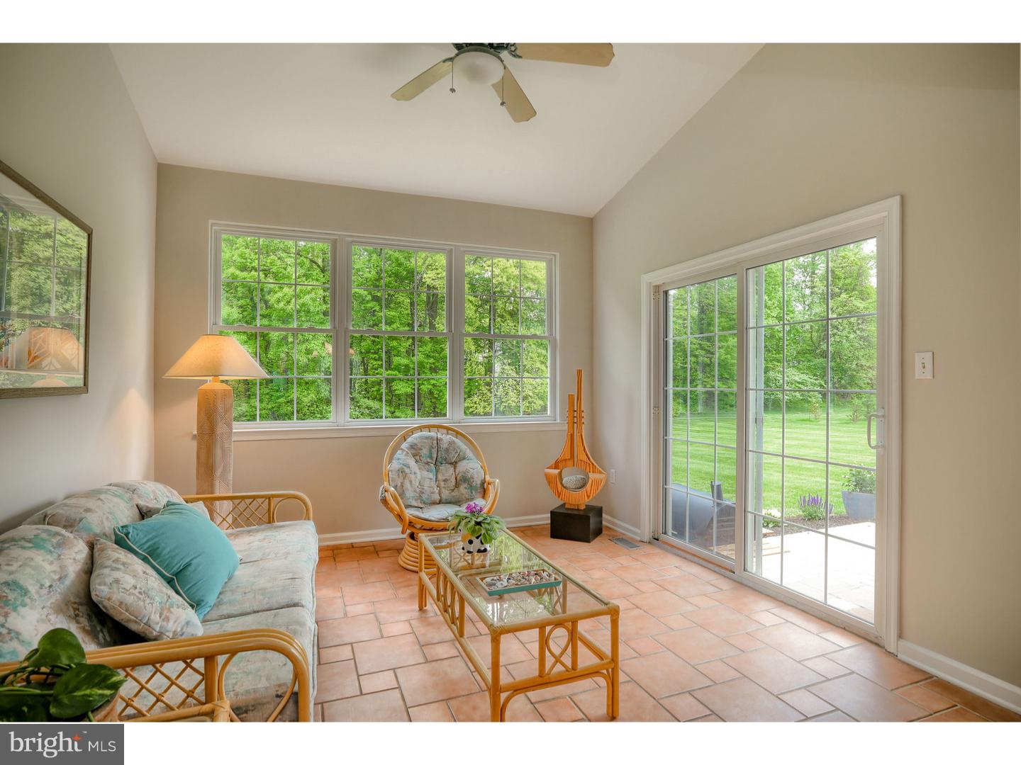 SWEET HOLLOW - Residential