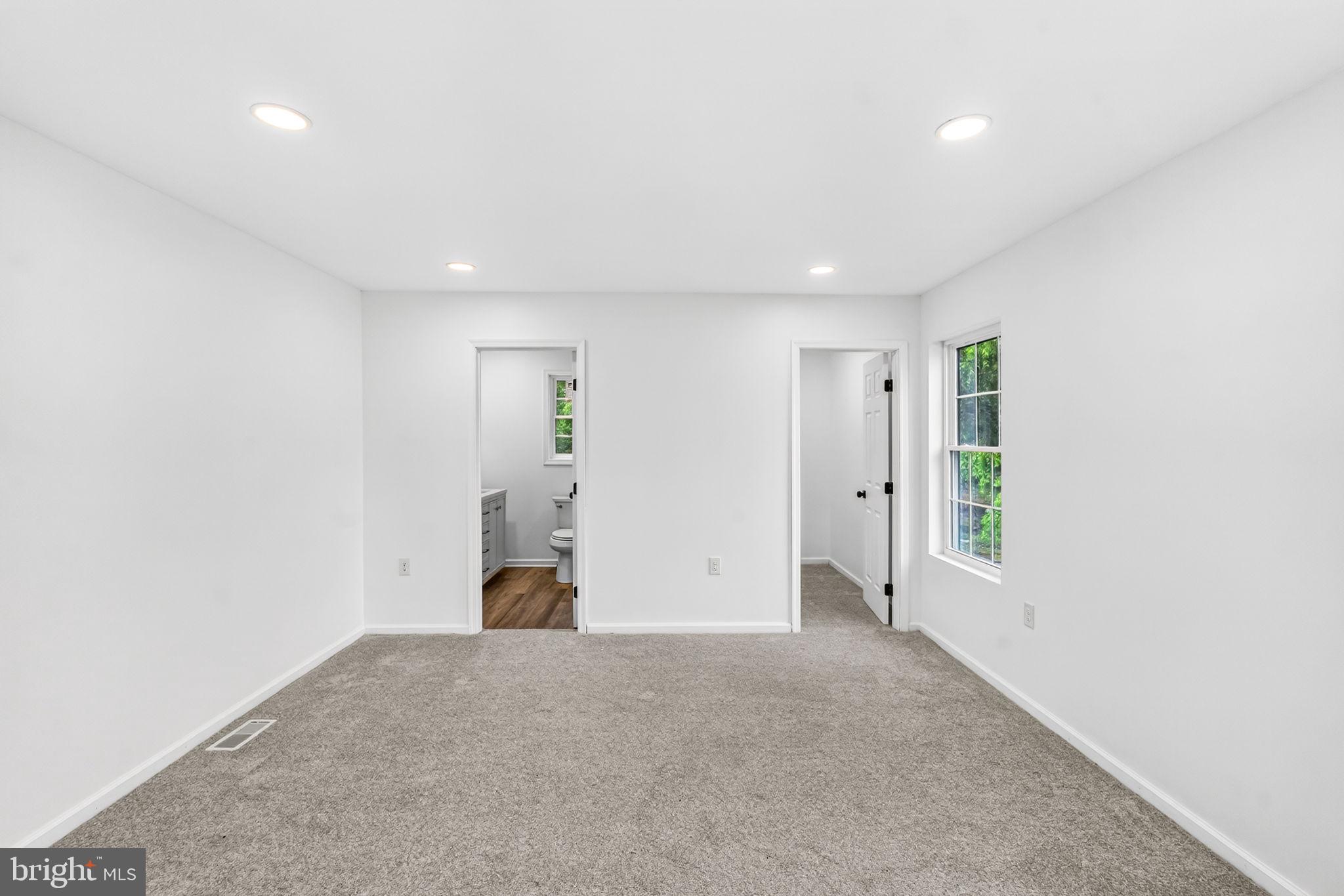 23 GLOUCESTER AVENUE