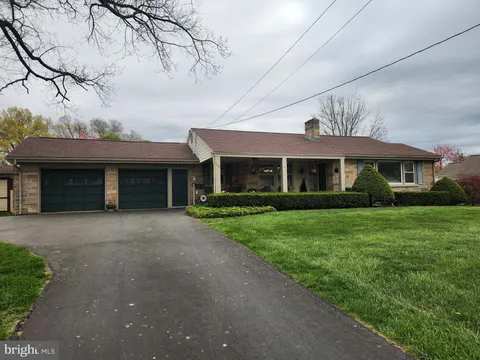 590 E Jackson Street, New Holland, PA MLS: PALA2068718