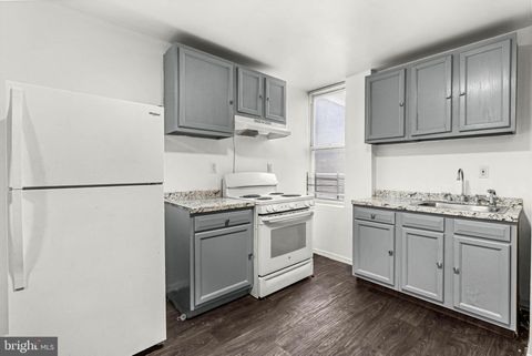 Townhouse For Rent - 3316 Kensington Avenue #2<br/> PHILADELPHIA, PA 19134