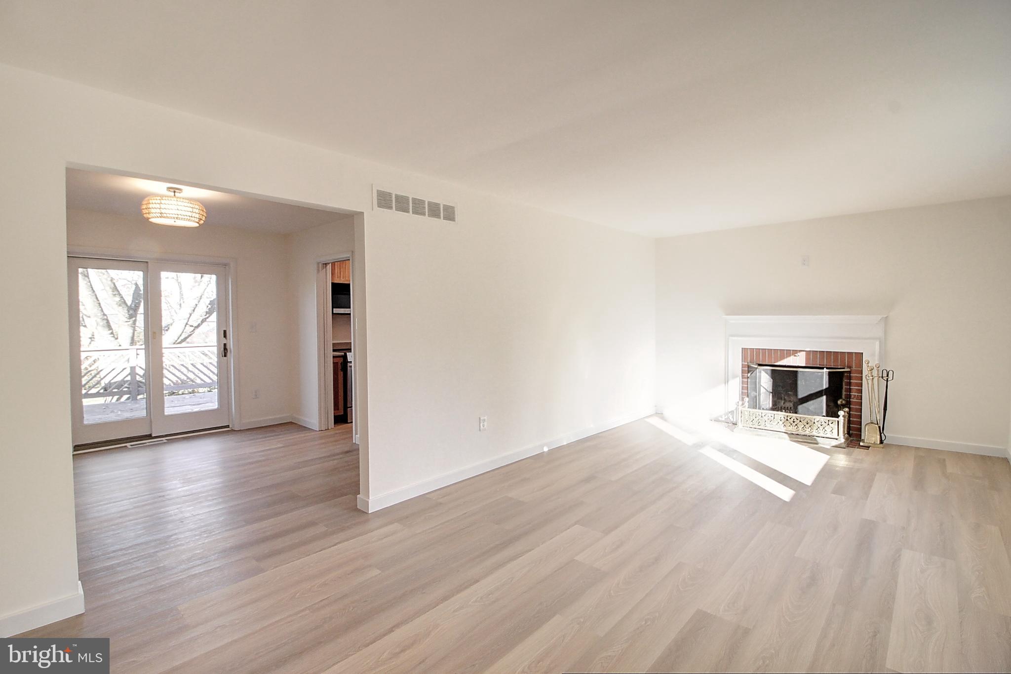 MONOCACY VILLAGE - Residential Lease