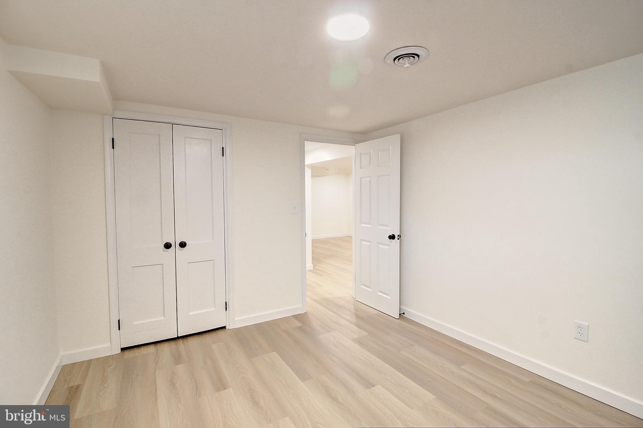 MONOCACY VILLAGE - Residential Lease