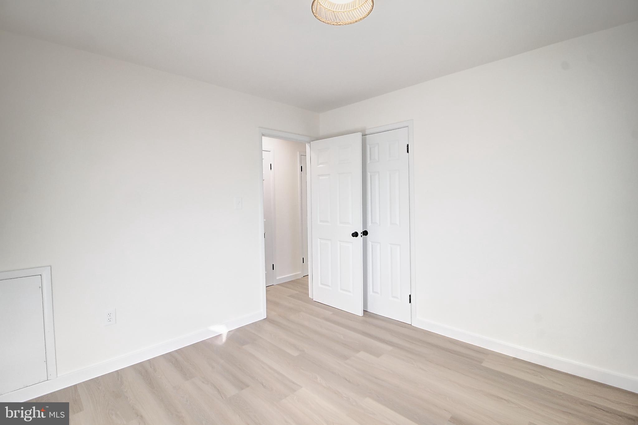 MONOCACY VILLAGE - Residential Lease