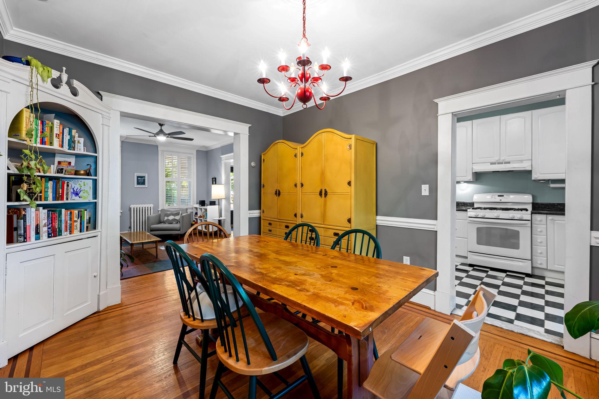 WYMAN PARK HAMPDEN - Residential