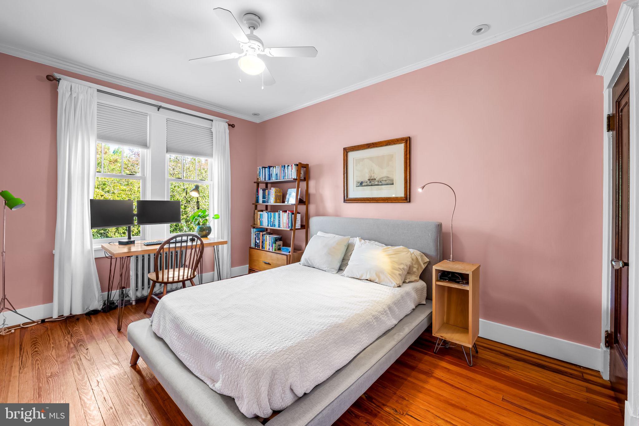 WYMAN PARK HAMPDEN - Residential