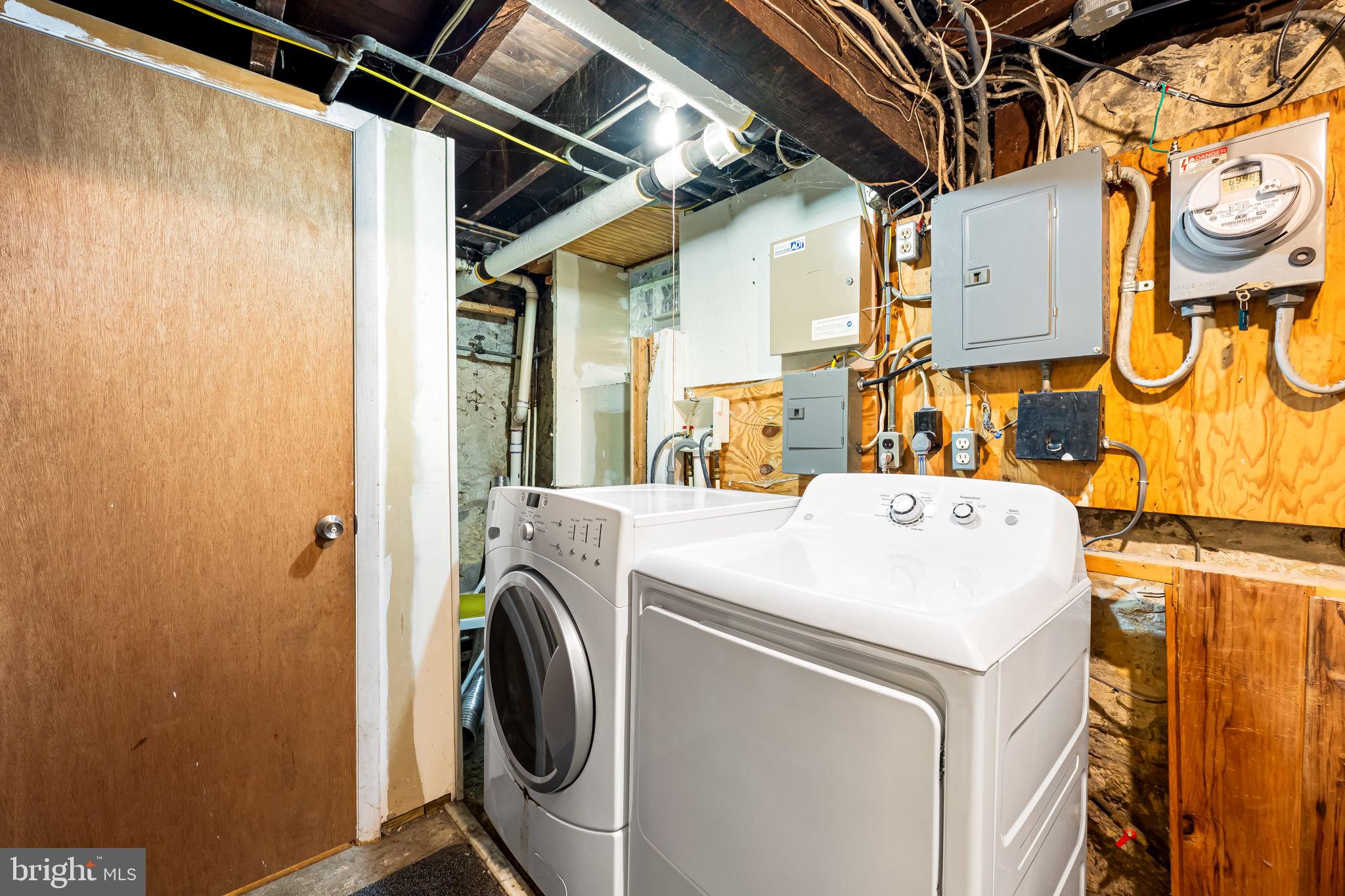 WYMAN PARK HAMPDEN - Residential