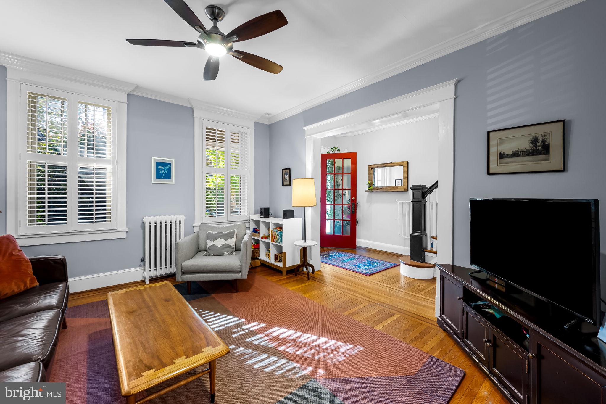 WYMAN PARK HAMPDEN - Residential